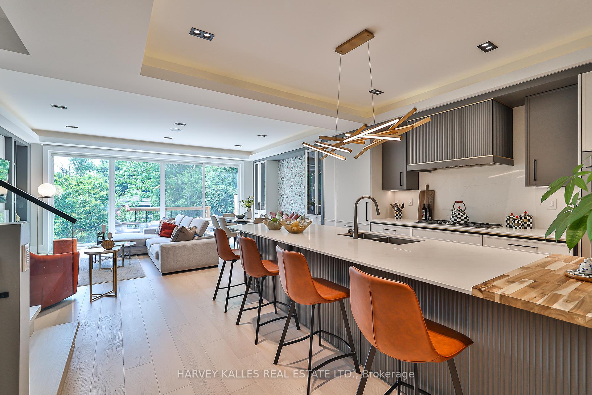 105 Donlea Dr, Toronto, ON M4G2M6 | 4 Bedroom 5 Bathroom Detached House | Image 9