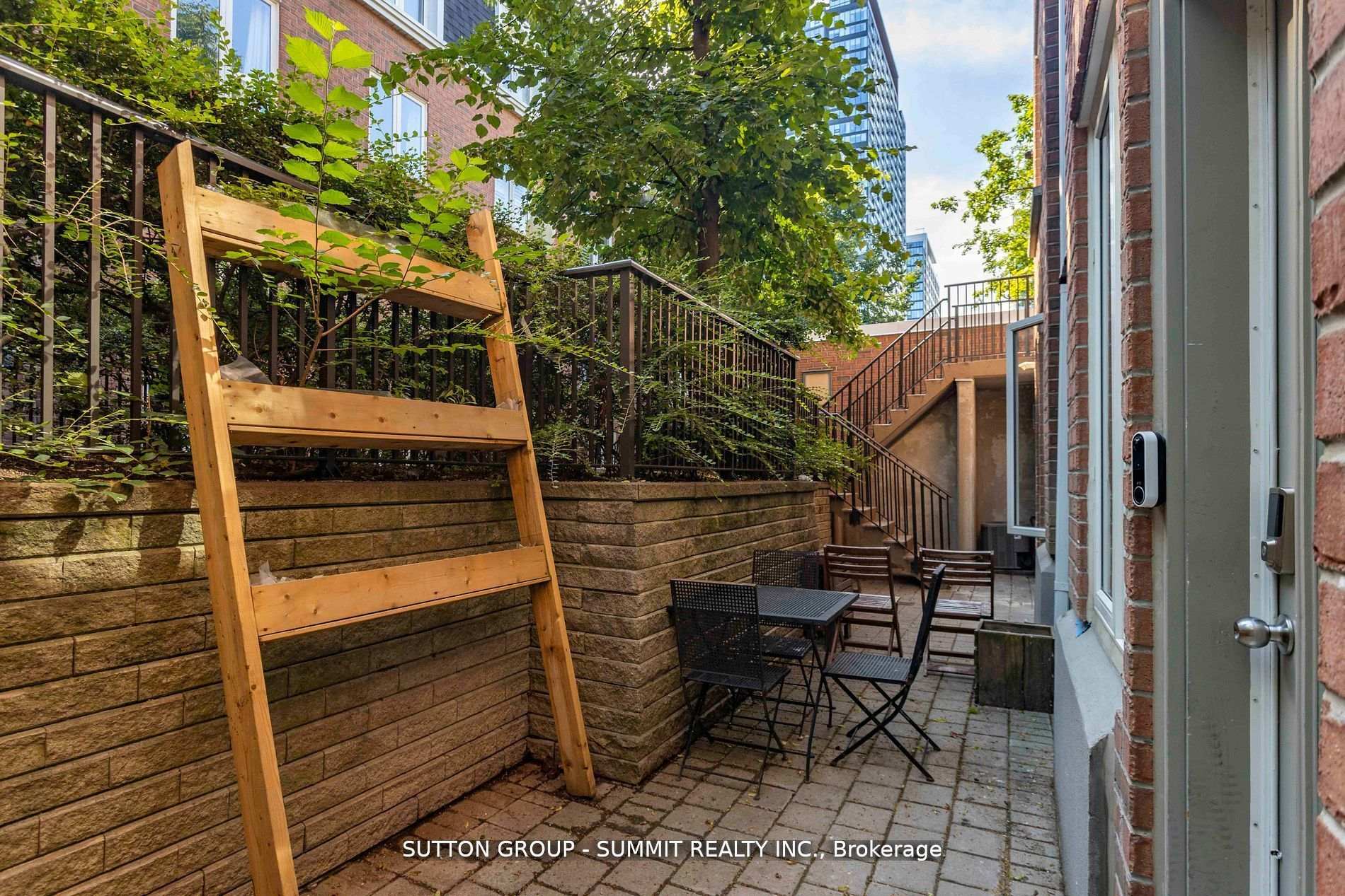#421 - 12 Douro St, Toronto, ON M6K0A1 | 2 Bedroom 1 Bathroom Condo Townhouse | Image 15