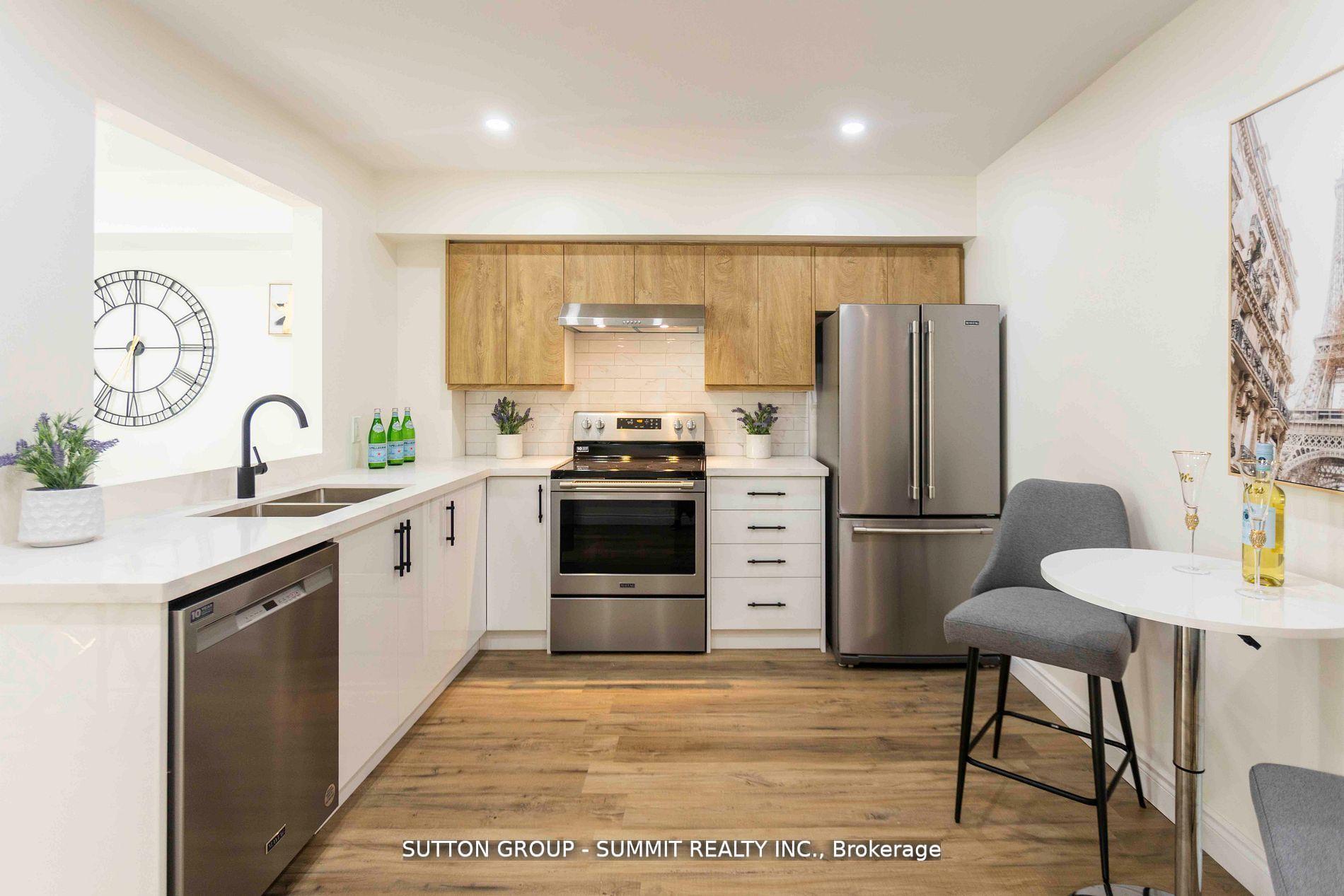 #421 - 12 Douro St, Toronto, ON M6K0A1 | 2 Bedroom 1 Bathroom Condo Townhouse | Image 20