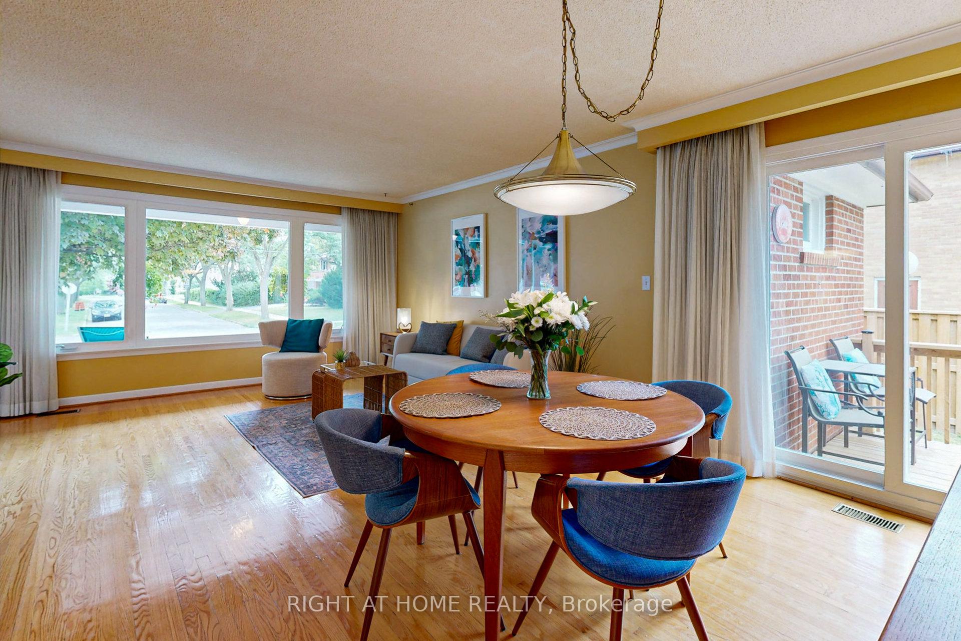 220 Homewood Ave, Toronto, ON M2M1K6 | 3 Bedroom 2 Bathroom Detached House | Image 11