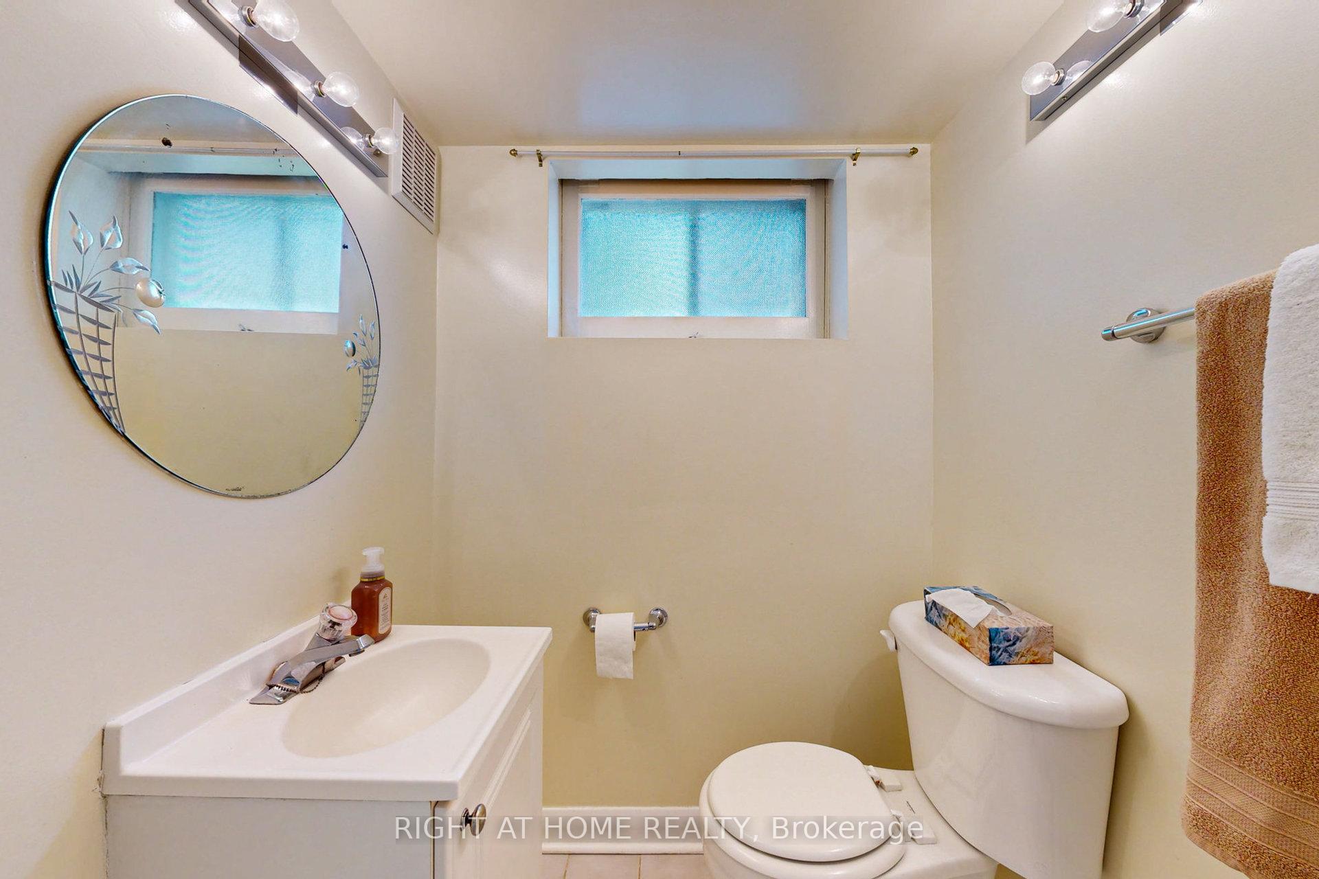 220 Homewood Ave, Toronto, ON M2M1K6 | 3 Bedroom 2 Bathroom Detached House | Image 29