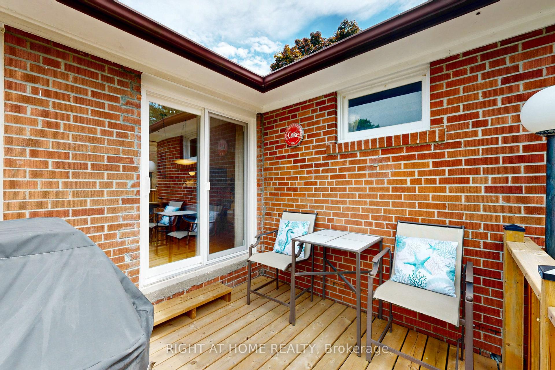 220 Homewood Ave, Toronto, ON M2M1K6 | 3 Bedroom 2 Bathroom Detached House | Image 34