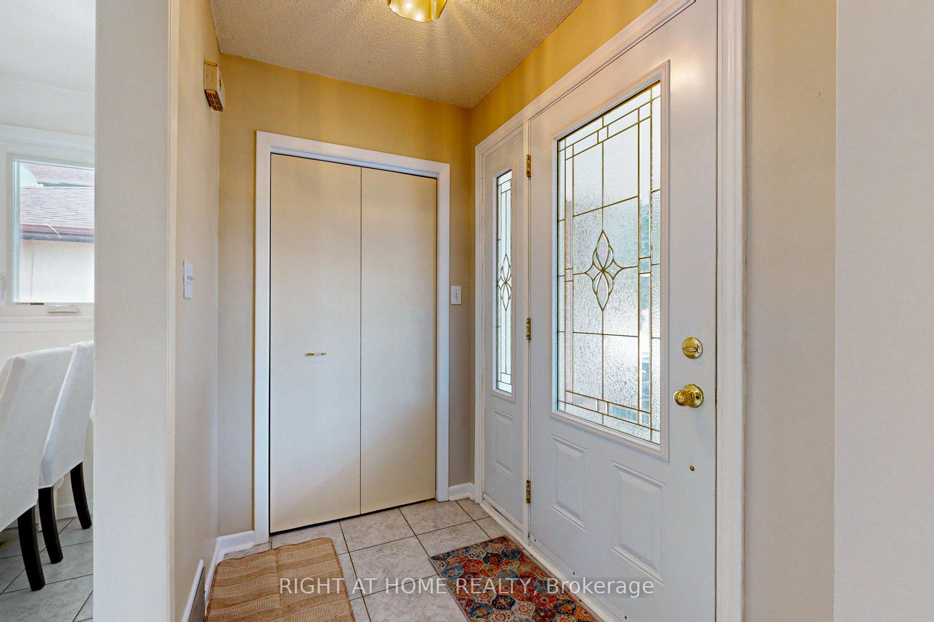 220 Homewood Ave, Toronto, ON M2M1K6 | 3 Bedroom 2 Bathroom Detached House | Image 5