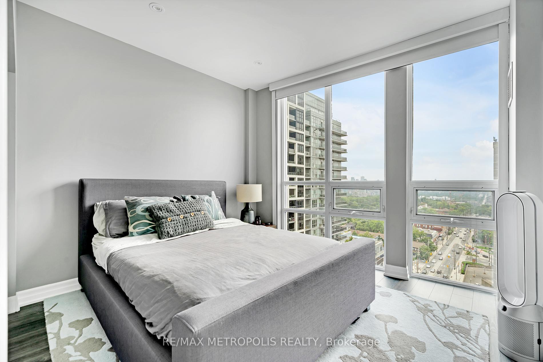 #1508 - 500 St Clair Ave W, Toronto, ON M6C1A8 | 1 Bedroom 1 Bathroom Condo Apt | Image 7