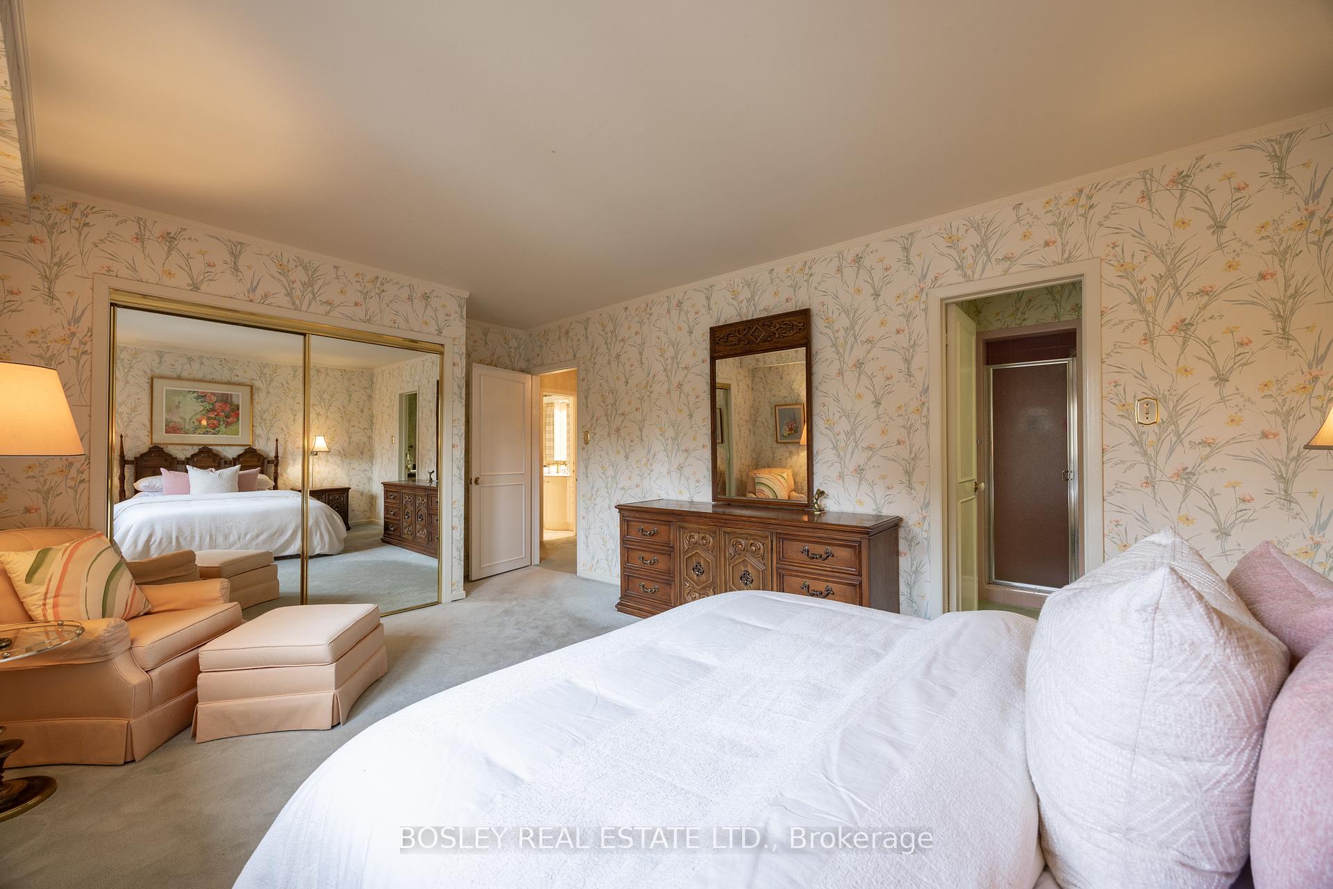 195 Upper Canada Dr, Toronto, ON M2P1T2 | 4 Bedroom 3 Bathroom Detached House | Image 28