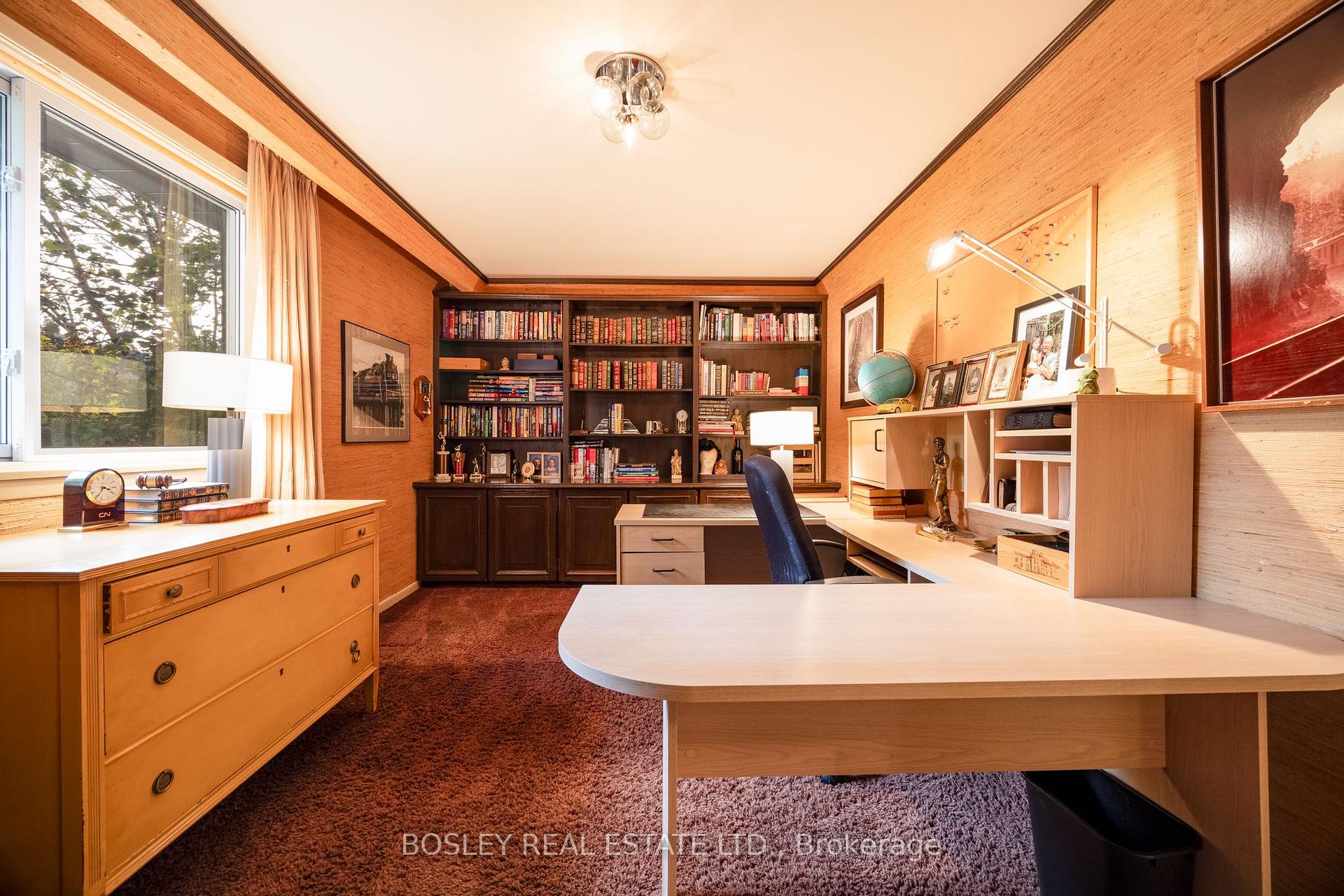 195 Upper Canada Dr, Toronto, ON M2P1T2 | 4 Bedroom 3 Bathroom Detached House | Image 35