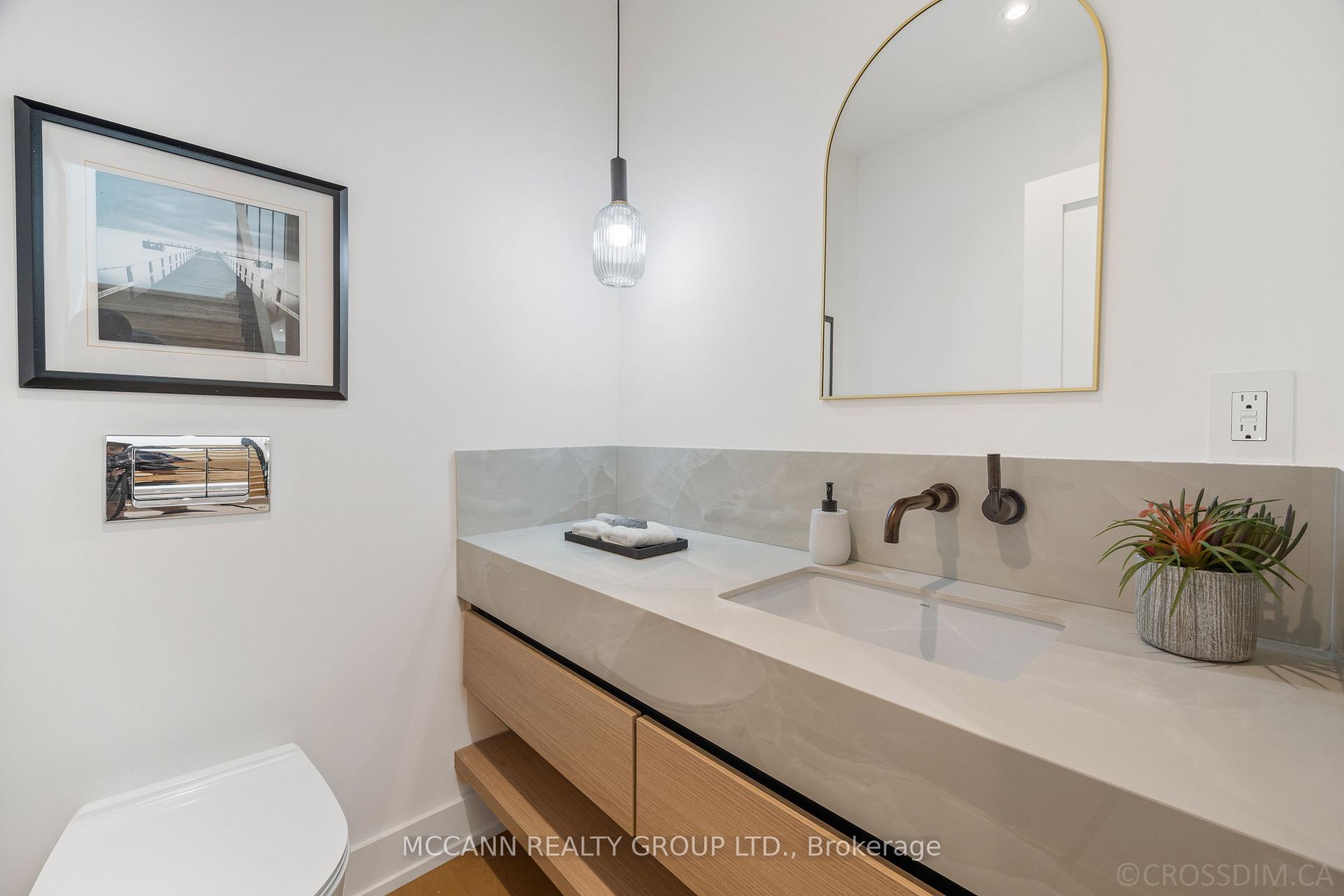 45 Lanark Ave, Toronto, ON M6C2B5 | 4 Bedroom 5 Bathroom Detached House | Image 15