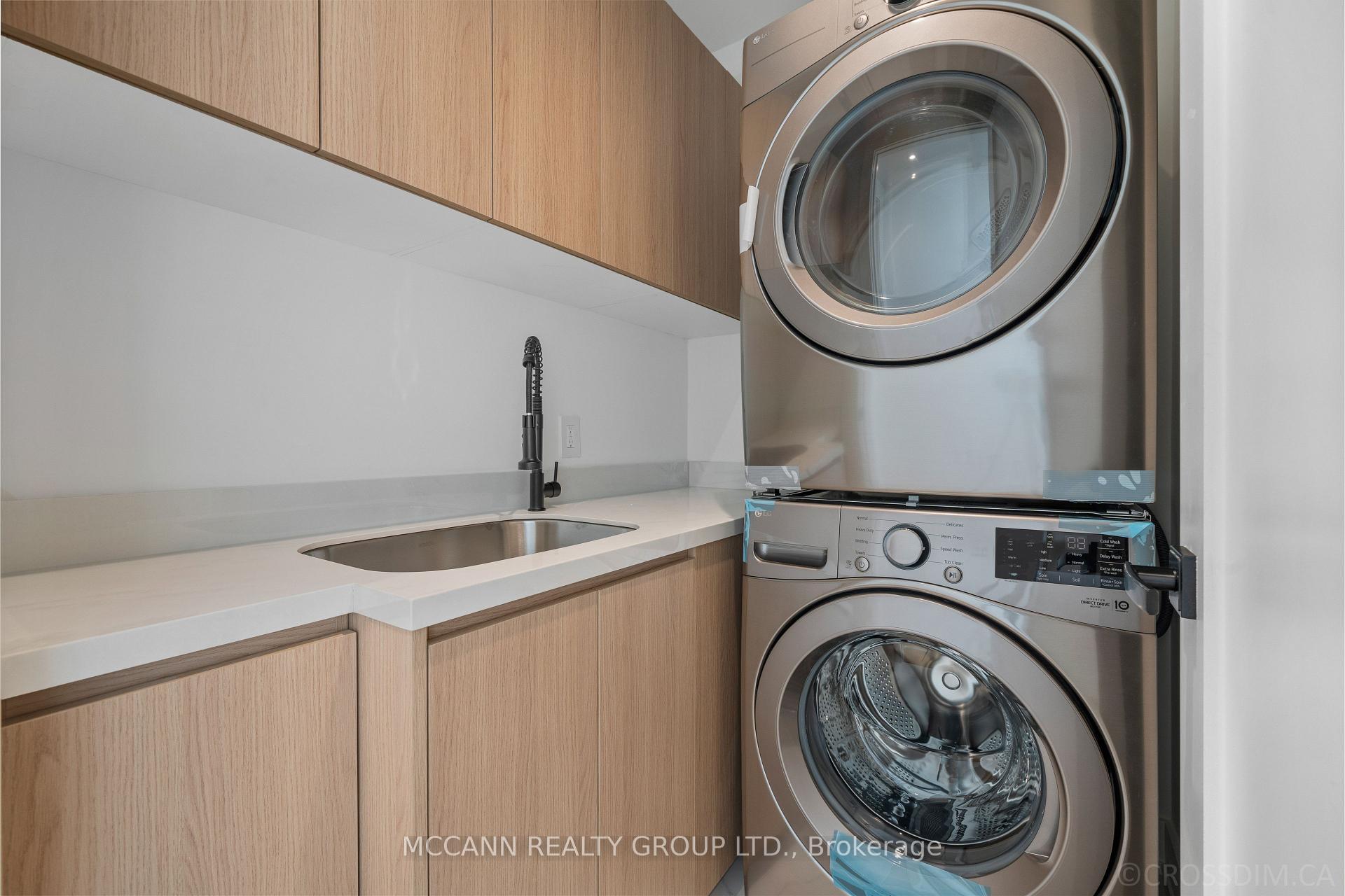 45 Lanark Ave, Toronto, ON M6C2B5 | 4 Bedroom 5 Bathroom Detached House | Image 29