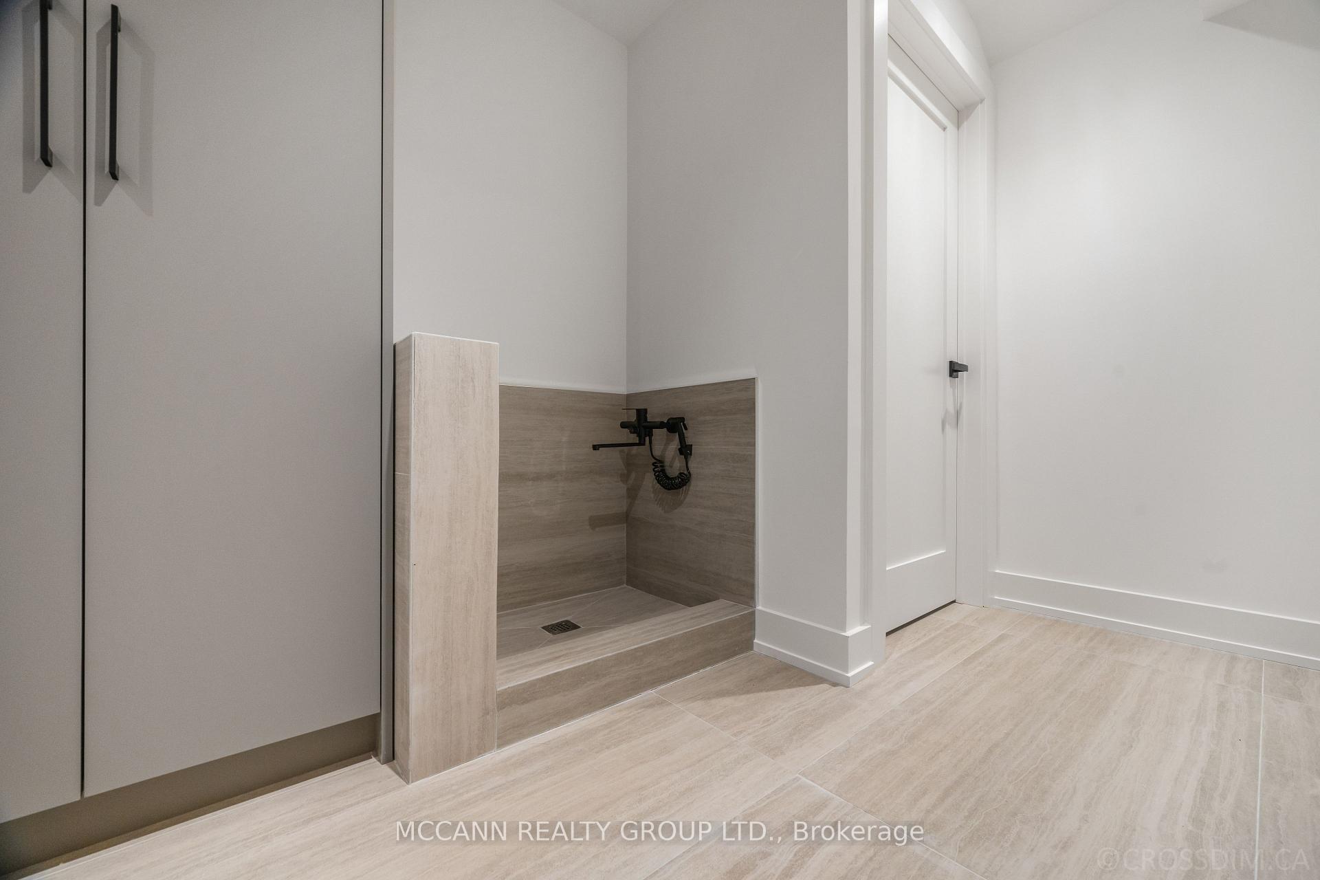 45 Lanark Ave, Toronto, ON M6C2B5 | 4 Bedroom 5 Bathroom Detached House | Image 32