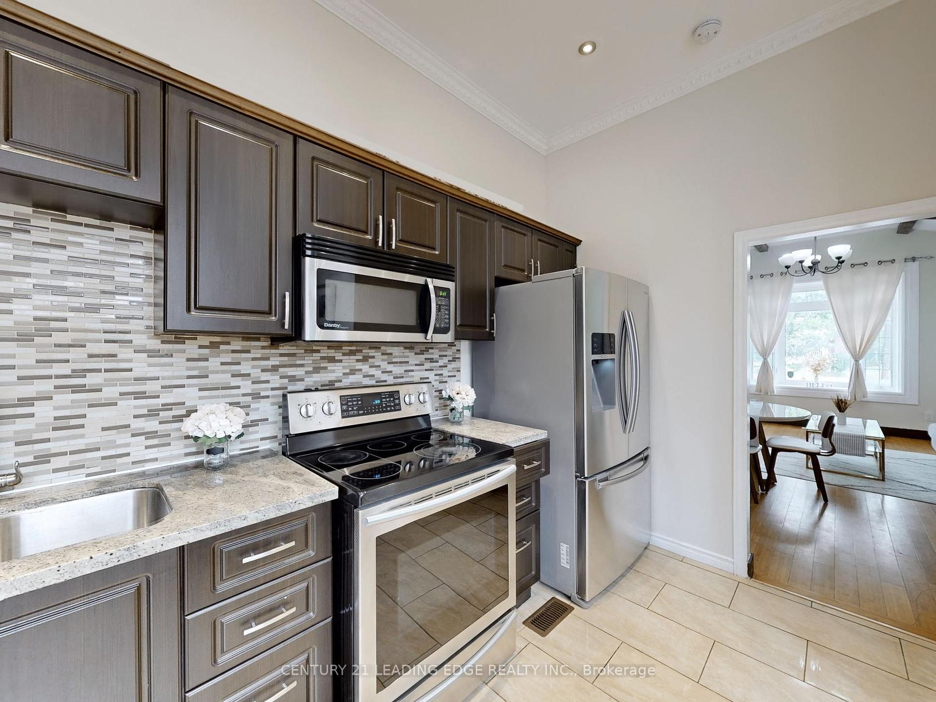 56 Carslake Cres, Toronto, ON M1J2A7 | 3 Bedroom 2 Bathroom Detached House | Image 10