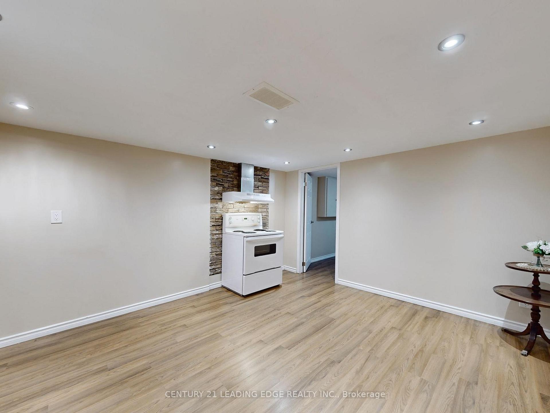 56 Carslake Cres, Toronto, ON M1J2A7 | 3 Bedroom 2 Bathroom Detached House | Image 21