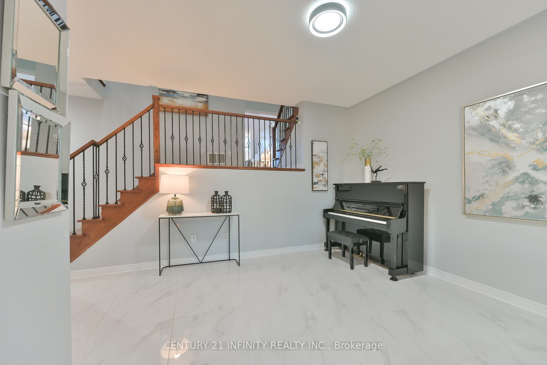 13 Snowy Owl Way, Toronto, ON M1X0B4 | 4 Bedroom 5 Bathroom Detached House | Image 4