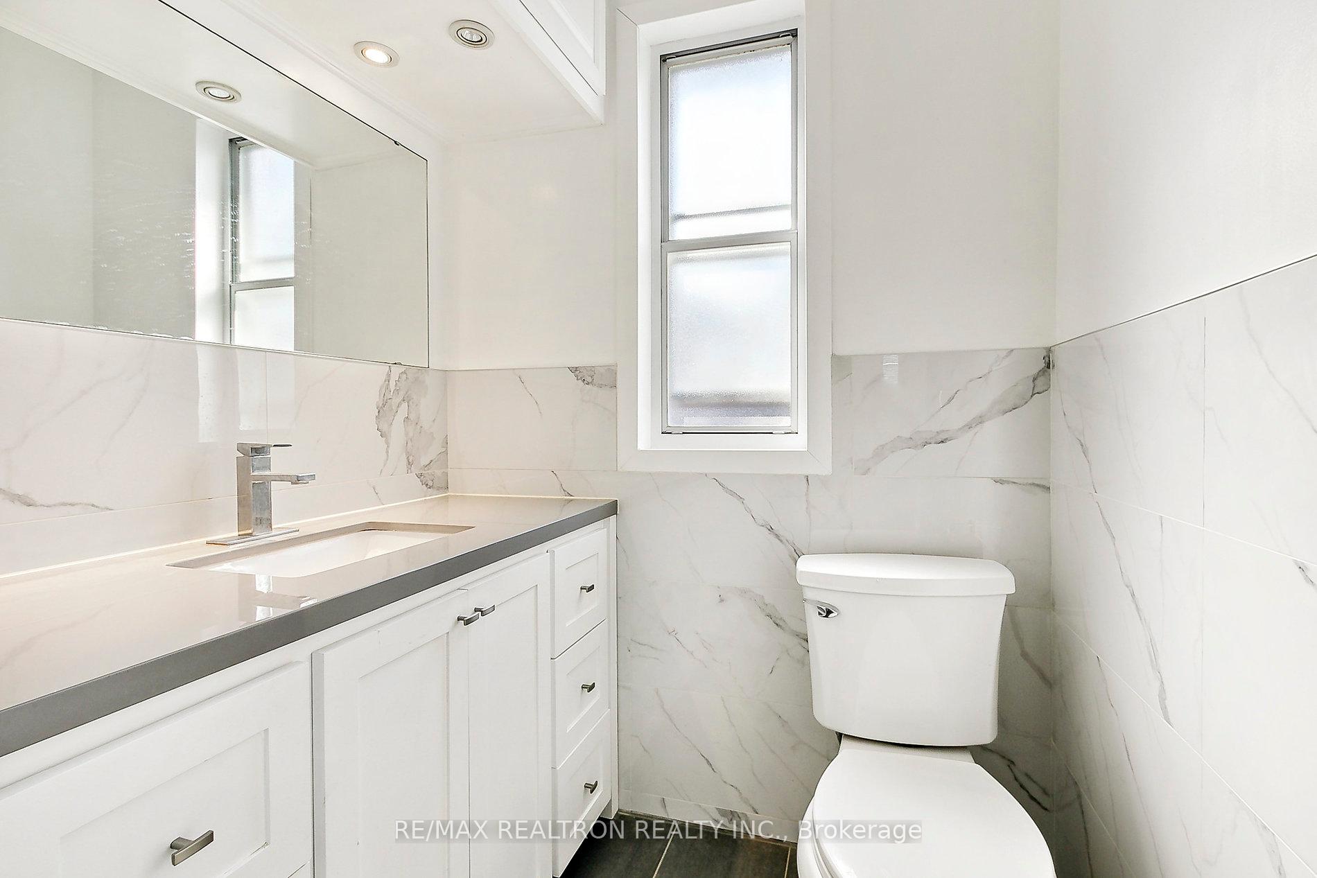 139 Pandora Circ, Toronto, ON M1H1V8 | 3 Bedroom 2 Bathroom Detached House | Image 13