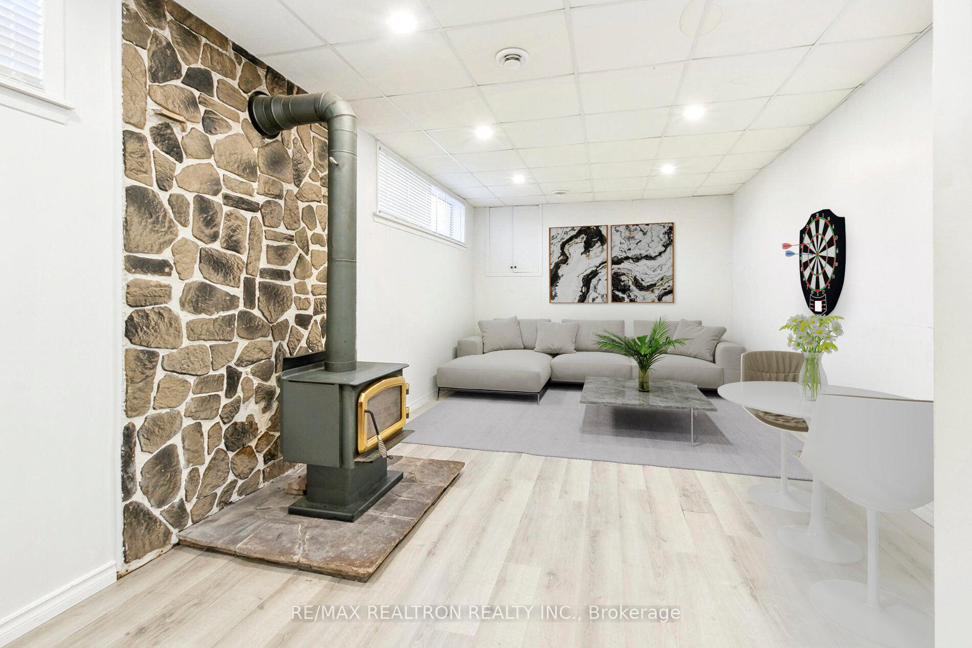 139 Pandora Circ, Toronto, ON M1H1V8 | 3 Bedroom 2 Bathroom Detached House | Image 15