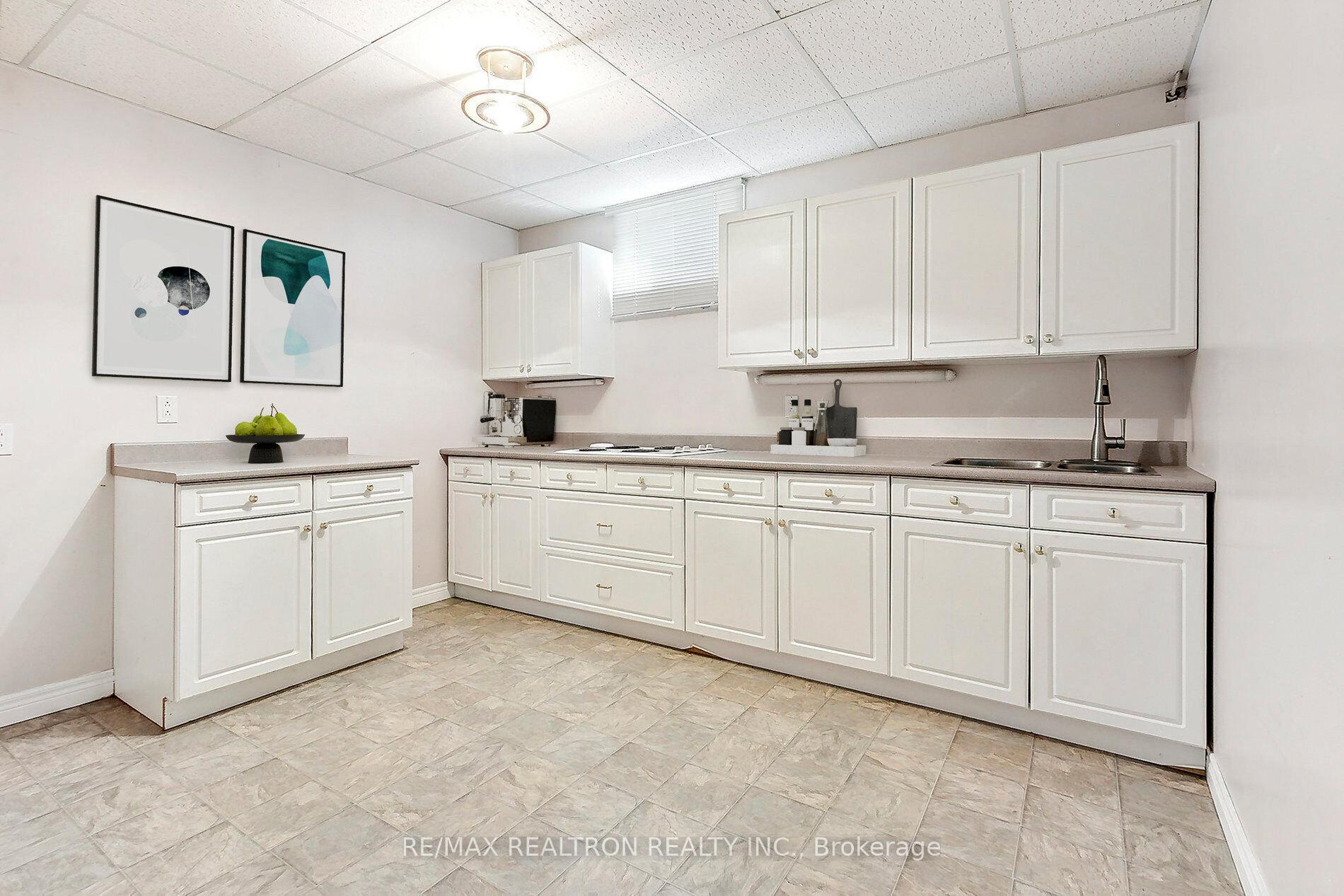 139 Pandora Circ, Toronto, ON M1H1V8 | 3 Bedroom 2 Bathroom Detached House | Image 17