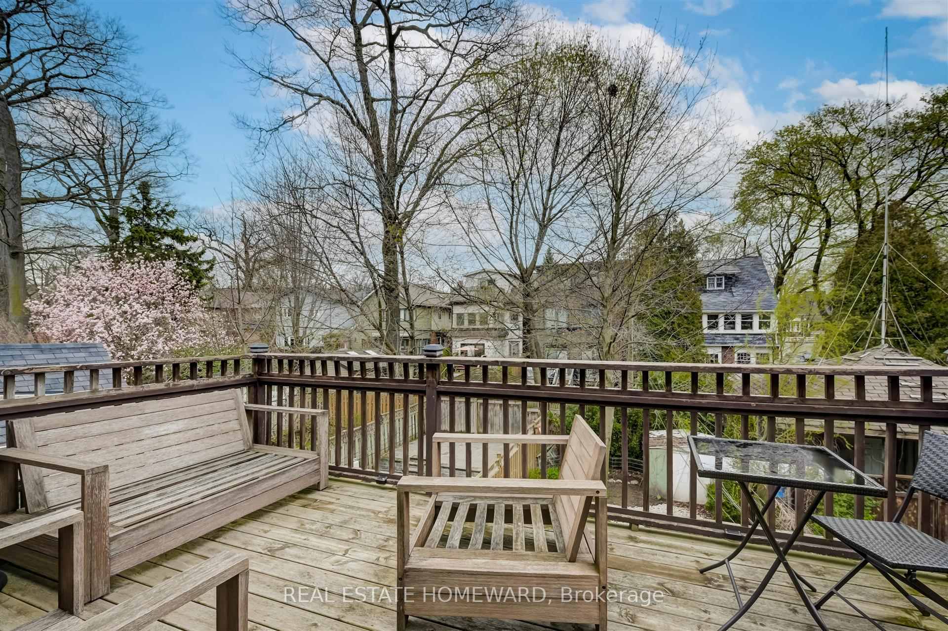 167 Wineva Ave, Toronto, ON M4E2T5 | 3 Bedroom 4 Bathroom Detached House | Image 10