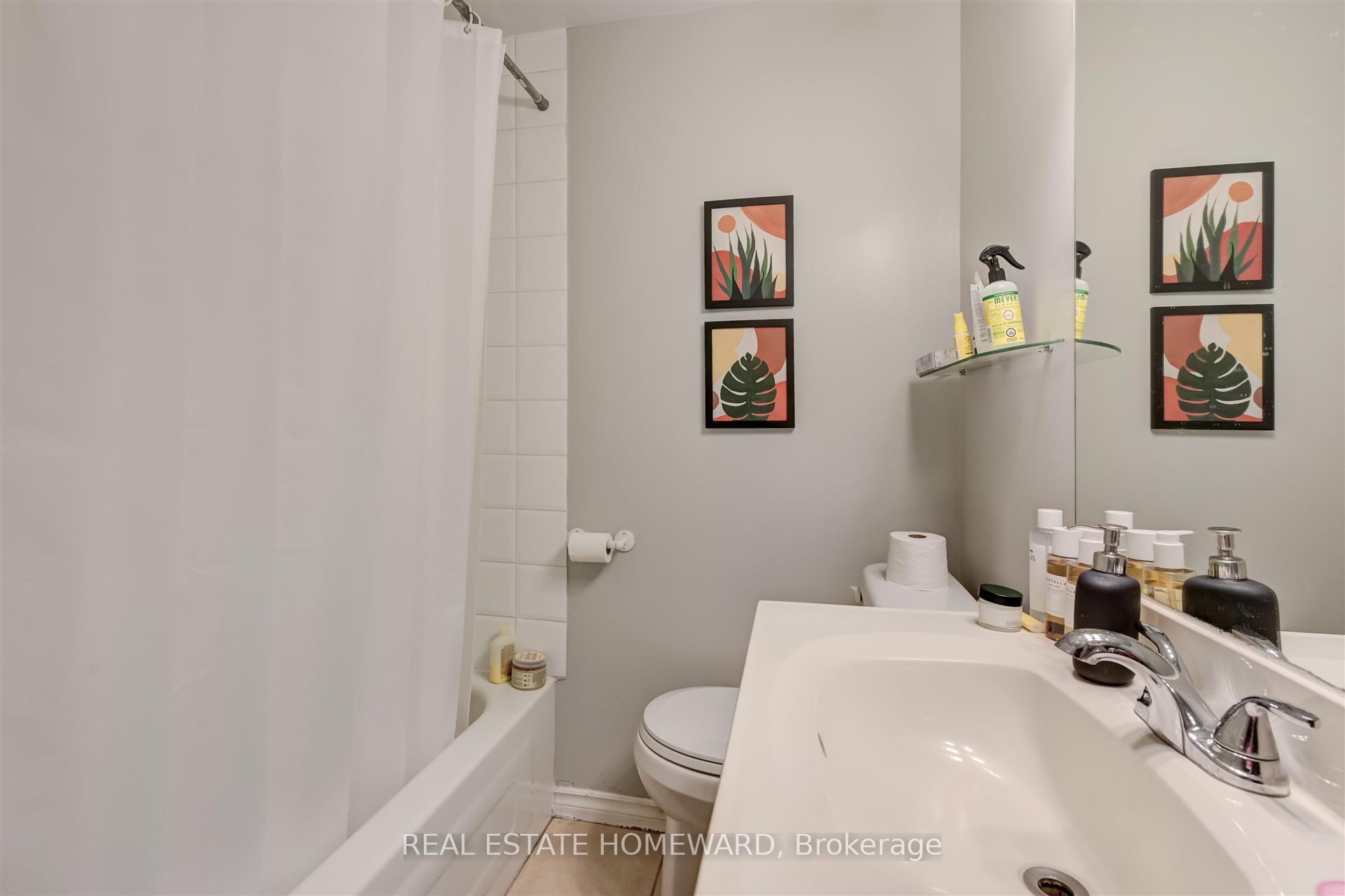 167 Wineva Ave, Toronto, ON M4E2T5 | 3 Bedroom 4 Bathroom Detached House | Image 27