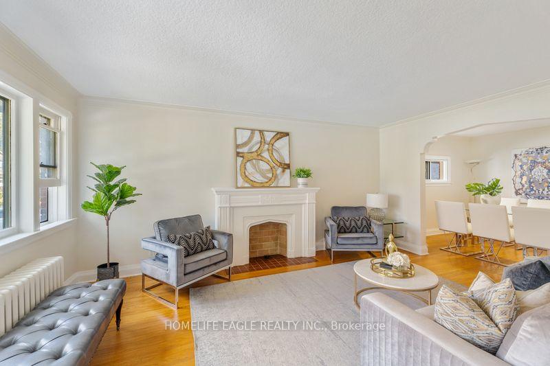 73 Fishleigh Dr, Toronto, ON M1N1H3 | 3 Bedroom 2 Bathroom Detached House | Image 3