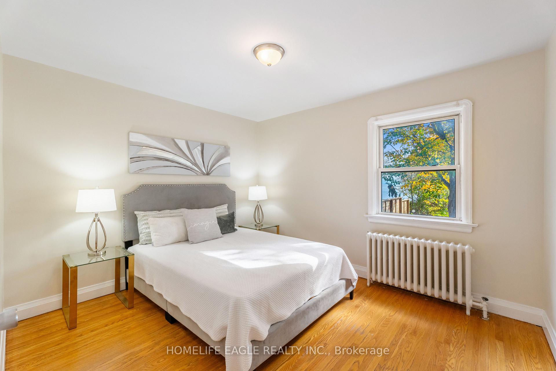 73 Fishleigh Dr, Toronto, ON M1N1H3 | 3 Bedroom 2 Bathroom Detached House | Image 7