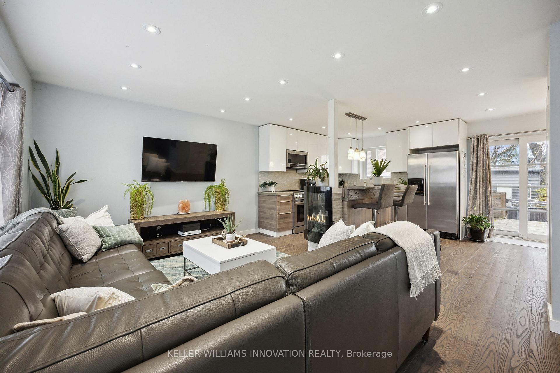 76 Phillip Ave, Toronto, ON M1N3R2 | 3 Bedroom 3 Bathroom Detached House | Image 3