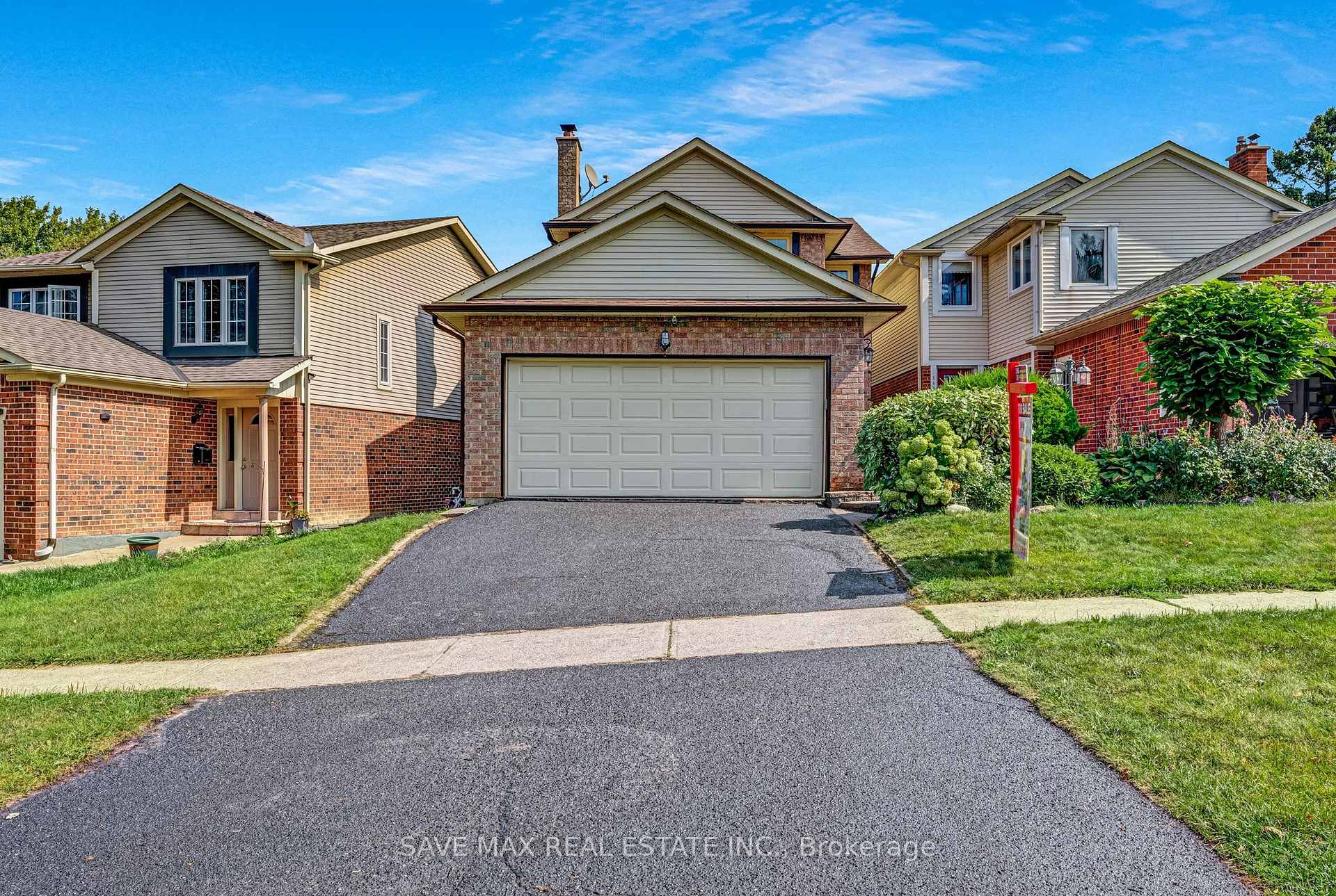 145 East Ave, Toronto, ON M1C3K1 | 3 Bedroom 4 Bathroom Detached House | Image 2