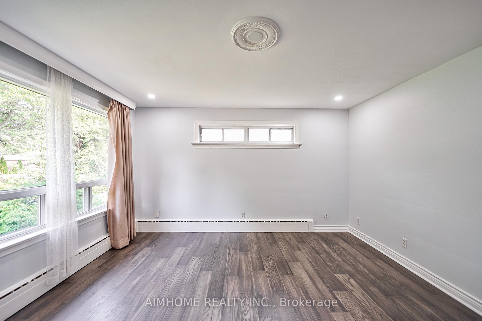 193 Scarboro Cres, Toronto, ON M1M2J6 | 3 Bedroom 3 Bathroom Detached House | Image 13
