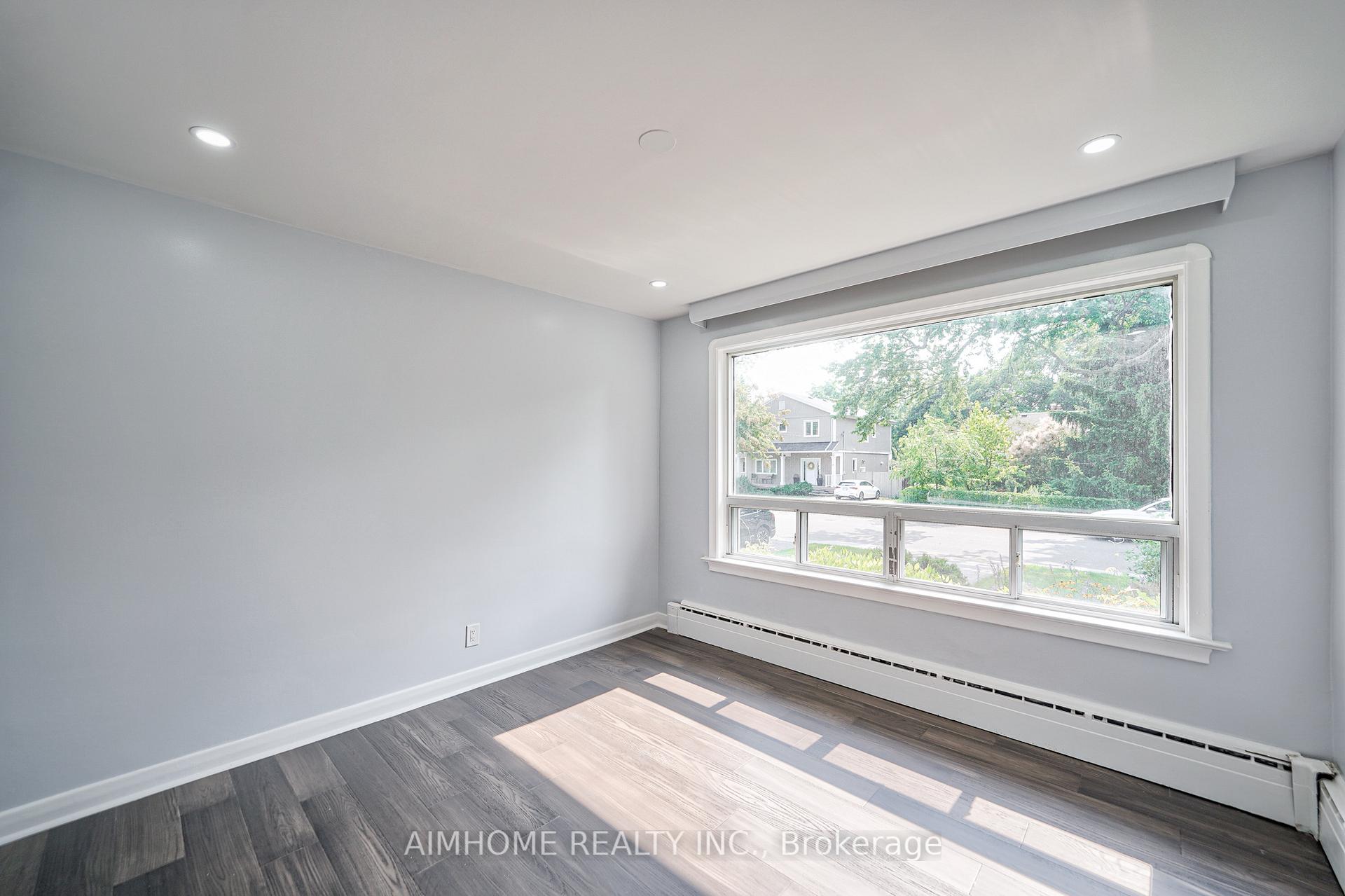 193 Scarboro Cres, Toronto, ON M1M2J6 | 3 Bedroom 3 Bathroom Detached House | Image 15