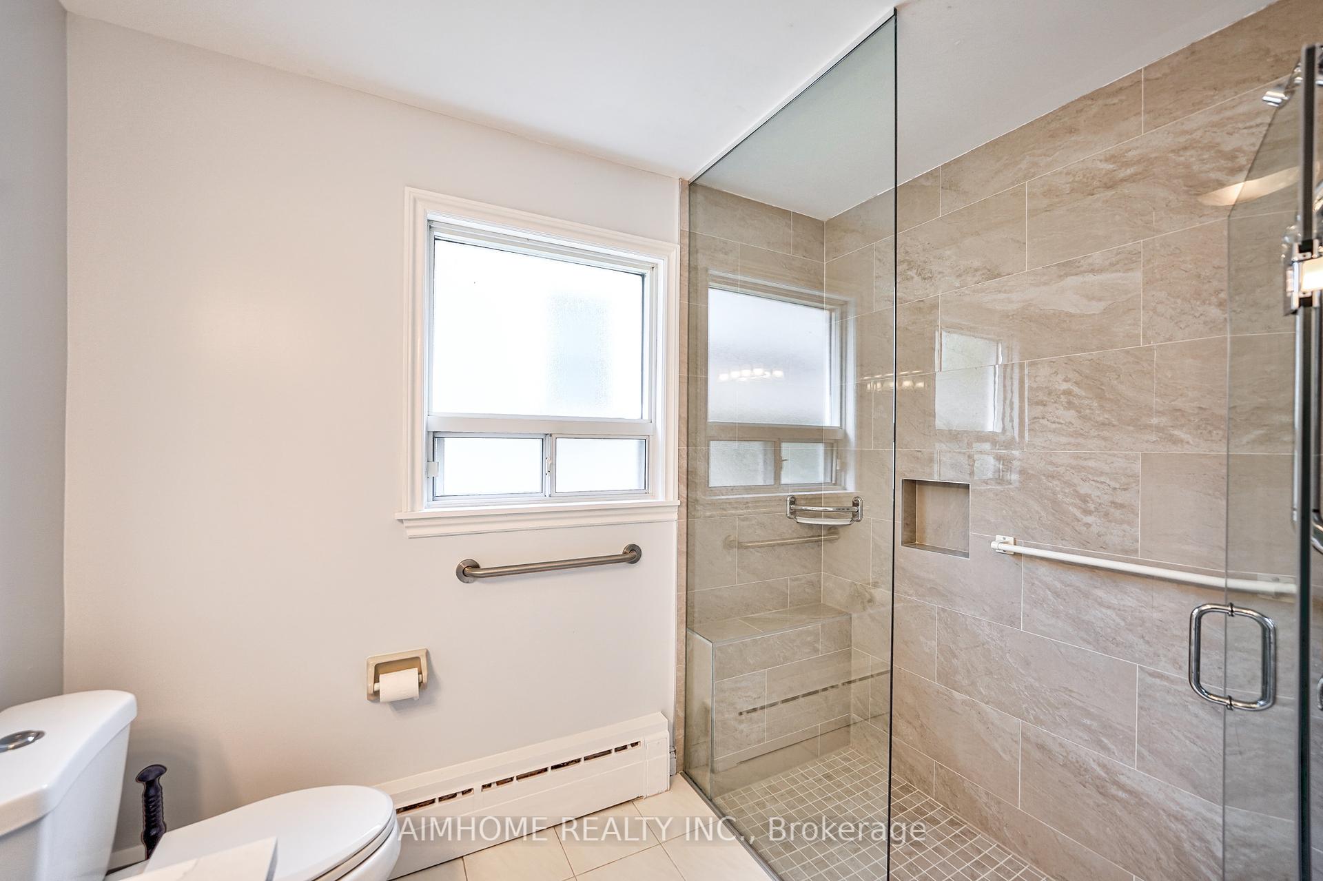 193 Scarboro Cres, Toronto, ON M1M2J6 | 3 Bedroom 3 Bathroom Detached House | Image 18