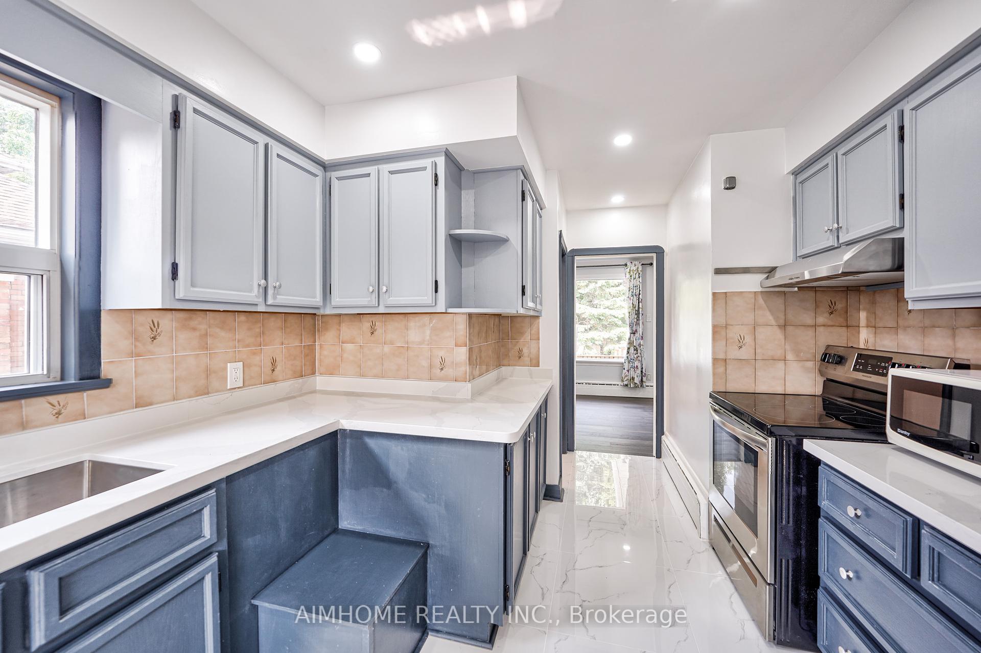 193 Scarboro Cres, Toronto, ON M1M2J6 | 3 Bedroom 3 Bathroom Detached House | Image 3