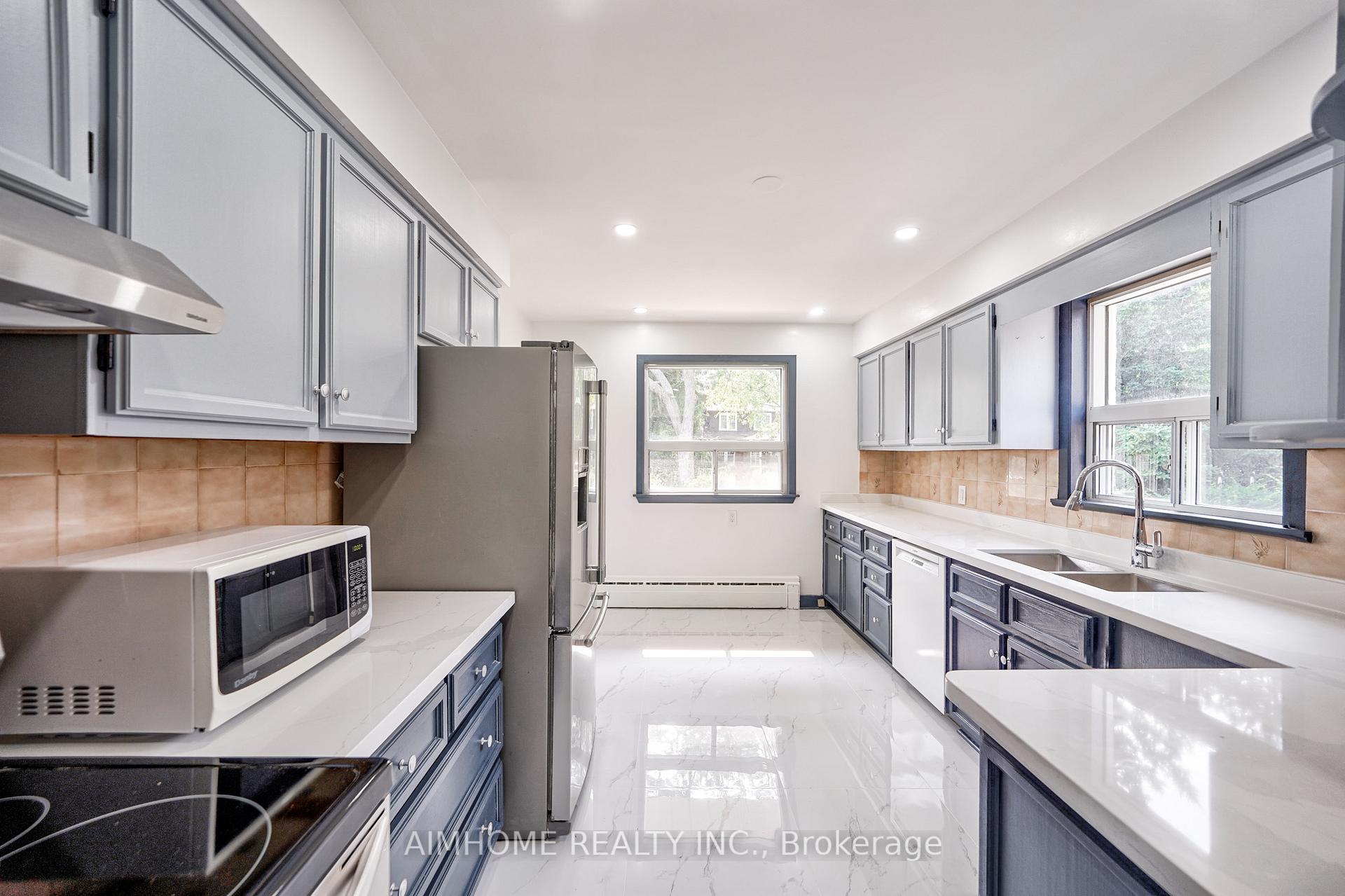 193 Scarboro Cres, Toronto, ON M1M2J6 | 3 Bedroom 3 Bathroom Detached House | Image 6