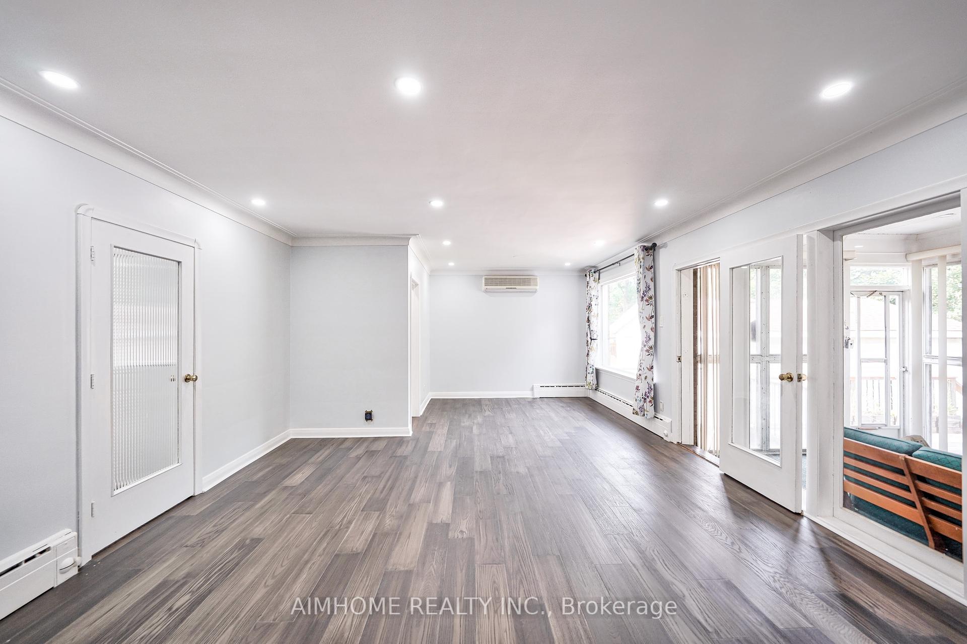 193 Scarboro Cres, Toronto, ON M1M2J6 | 3 Bedroom 3 Bathroom Detached House | Image 7
