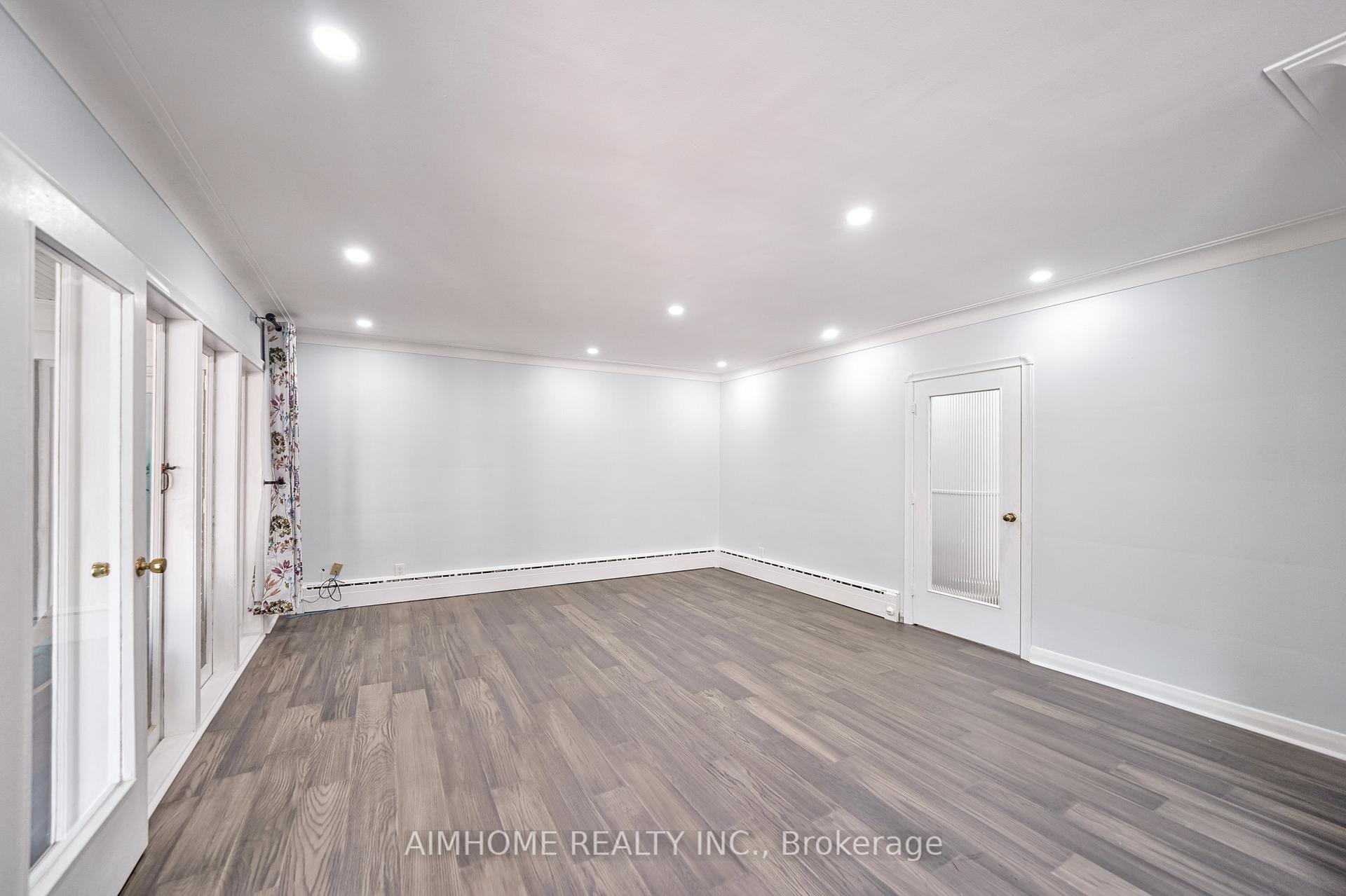193 Scarboro Cres, Toronto, ON M1M2J6 | 3 Bedroom 3 Bathroom Detached House | Image 9