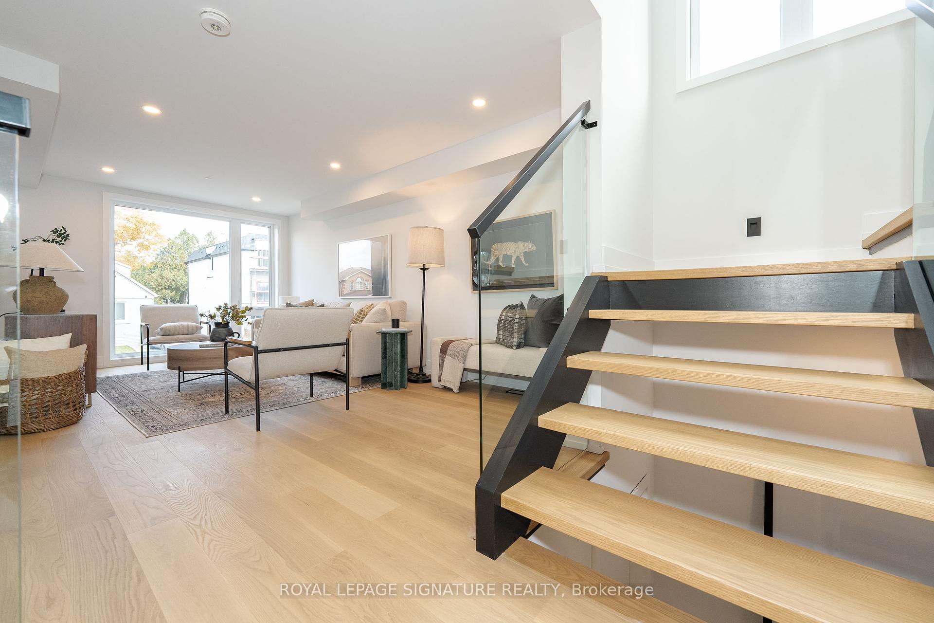 99 Yardley Ave, Toronto, ON M4B2A9 | 4 Bedroom 5 Bathroom Detached House | Image 11