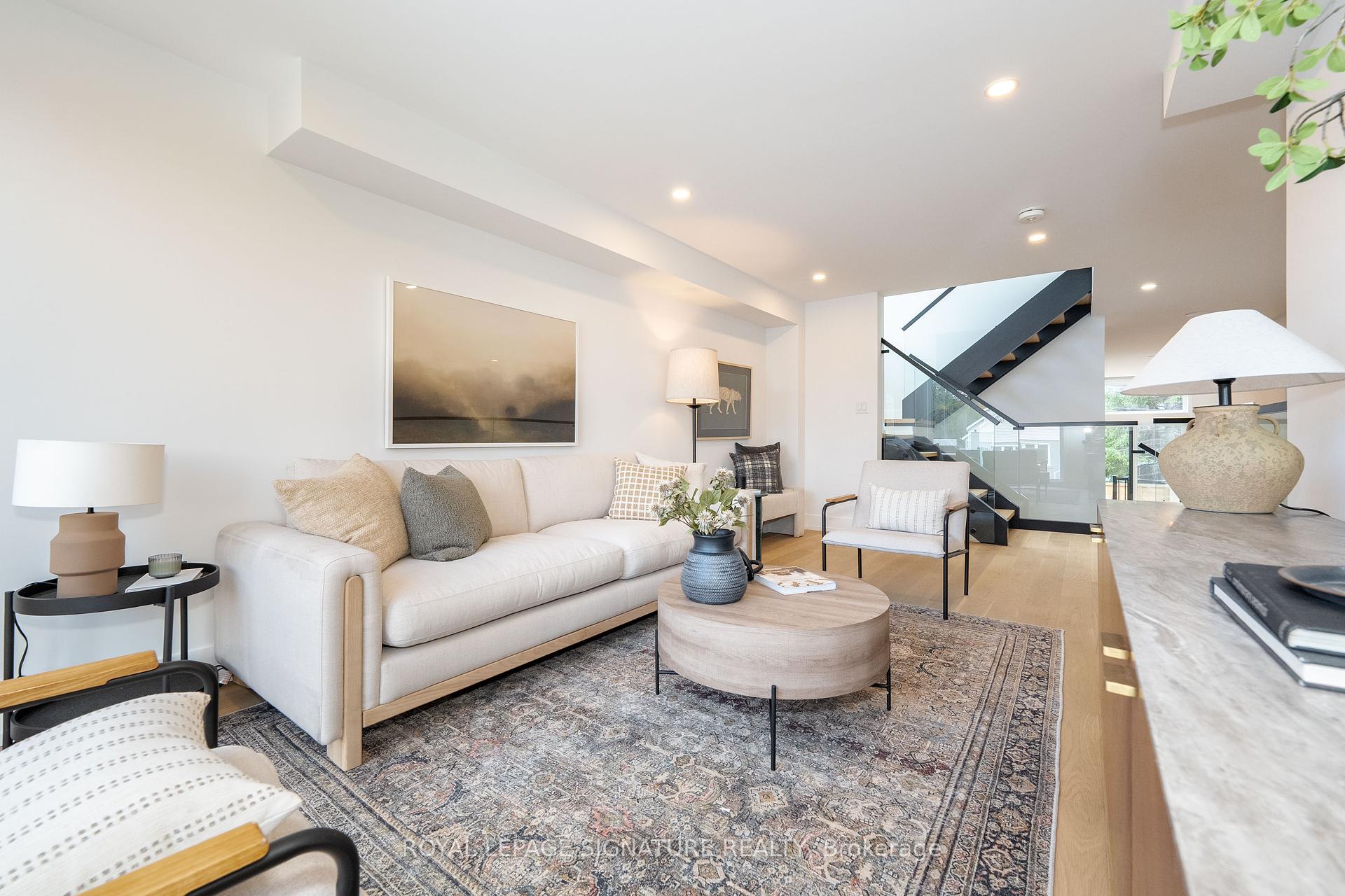 99 Yardley Ave, Toronto, ON M4B2A9 | 4 Bedroom 5 Bathroom Detached House | Image 13