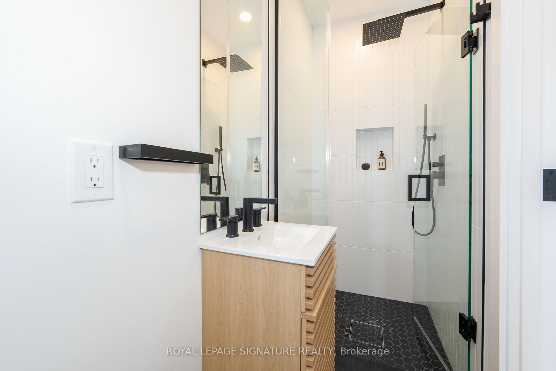 99 Yardley Ave, Toronto, ON M4B2A9 | 4 Bedroom 5 Bathroom Detached House | Image 28