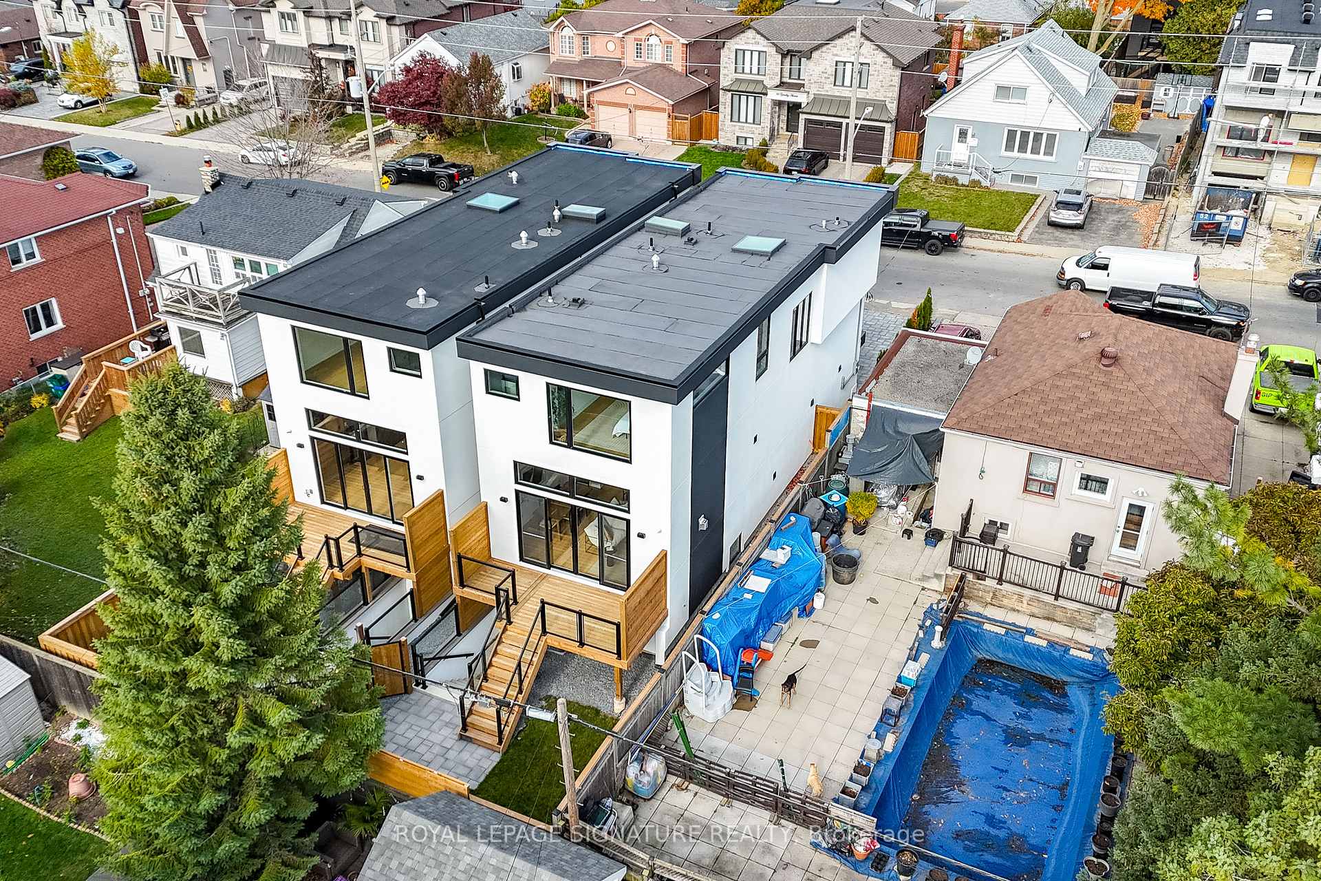 99 Yardley Ave, Toronto, ON M4B2A9 | 4 Bedroom 5 Bathroom Detached House | Image 37