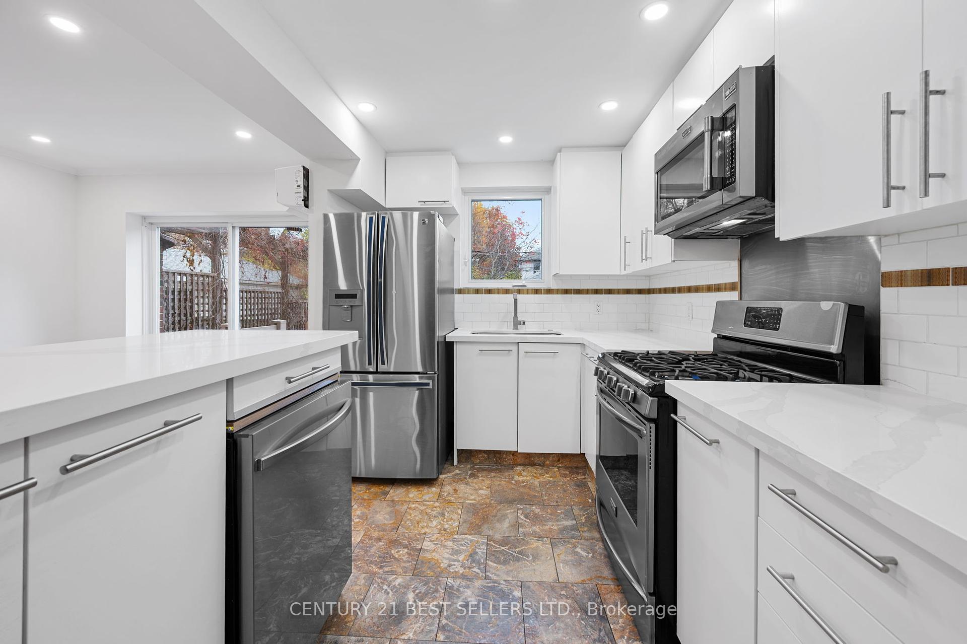 51 Hertle Ave, Toronto, ON M4L2T3 | 3 Bedroom 3 Bathroom Semi-Detached House | Image 15