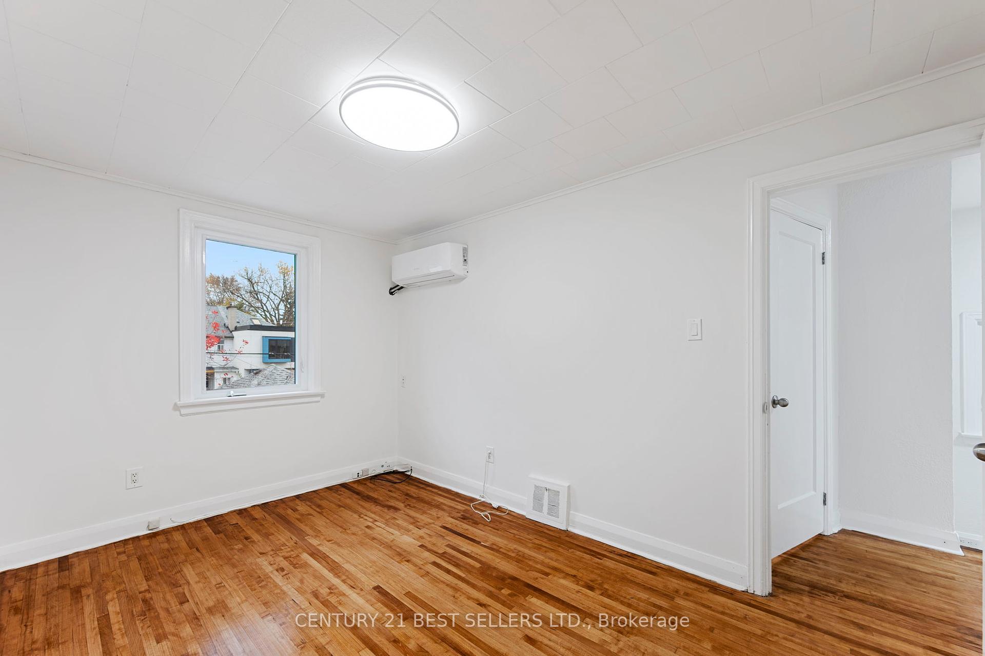 51 Hertle Ave, Toronto, ON M4L2T3 | 3 Bedroom 3 Bathroom Semi-Detached House | Image 21