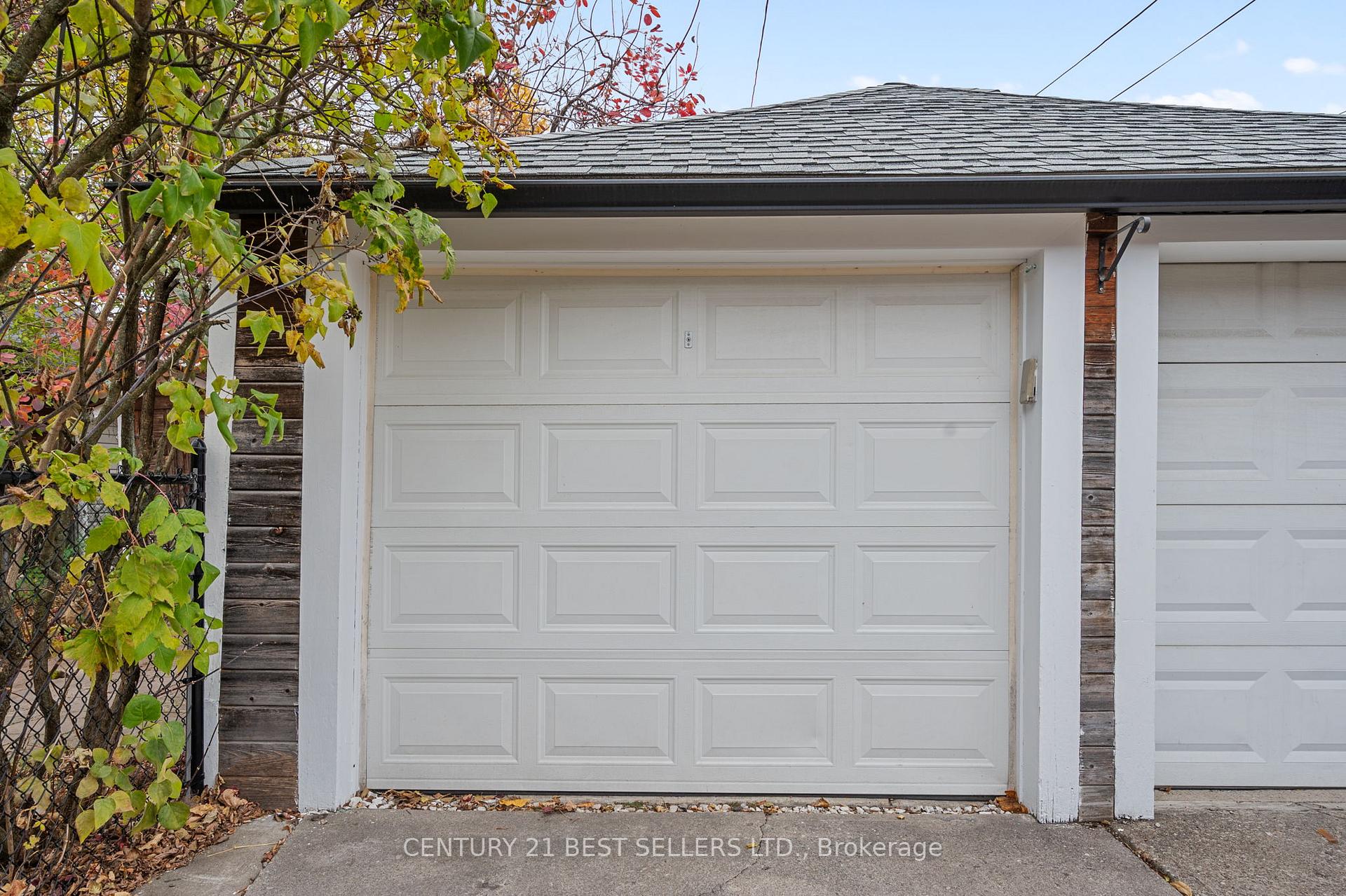 51 Hertle Ave, Toronto, ON M4L2T3 | 3 Bedroom 3 Bathroom Semi-Detached House | Image 37