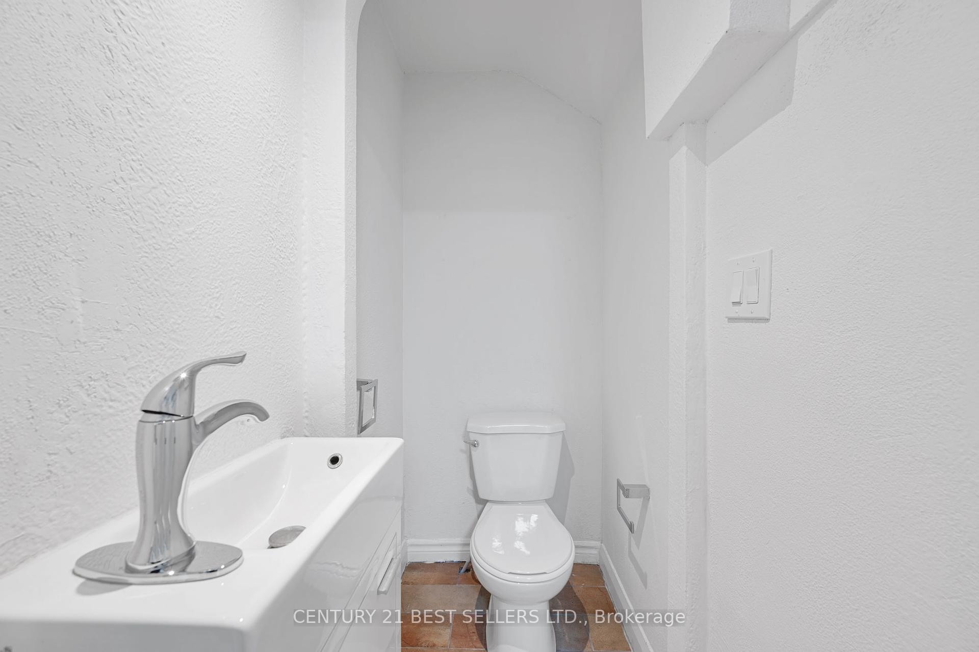 51 Hertle Ave, Toronto, ON M4L2T3 | 3 Bedroom 3 Bathroom Semi-Detached House | Image 9