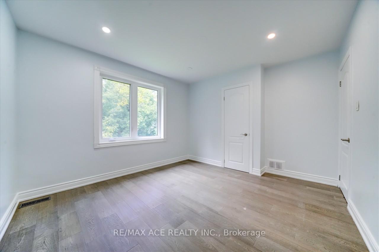 20 Martindale Rd, Toronto, ON M1M2B7 | 3 Bedroom 3 Bathroom Detached House | Image 16