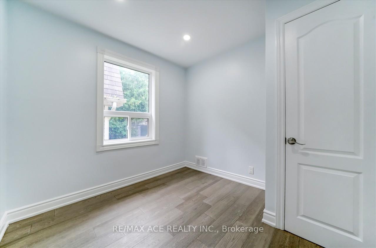20 Martindale Rd, Toronto, ON M1M2B7 | 3 Bedroom 3 Bathroom Detached House | Image 17