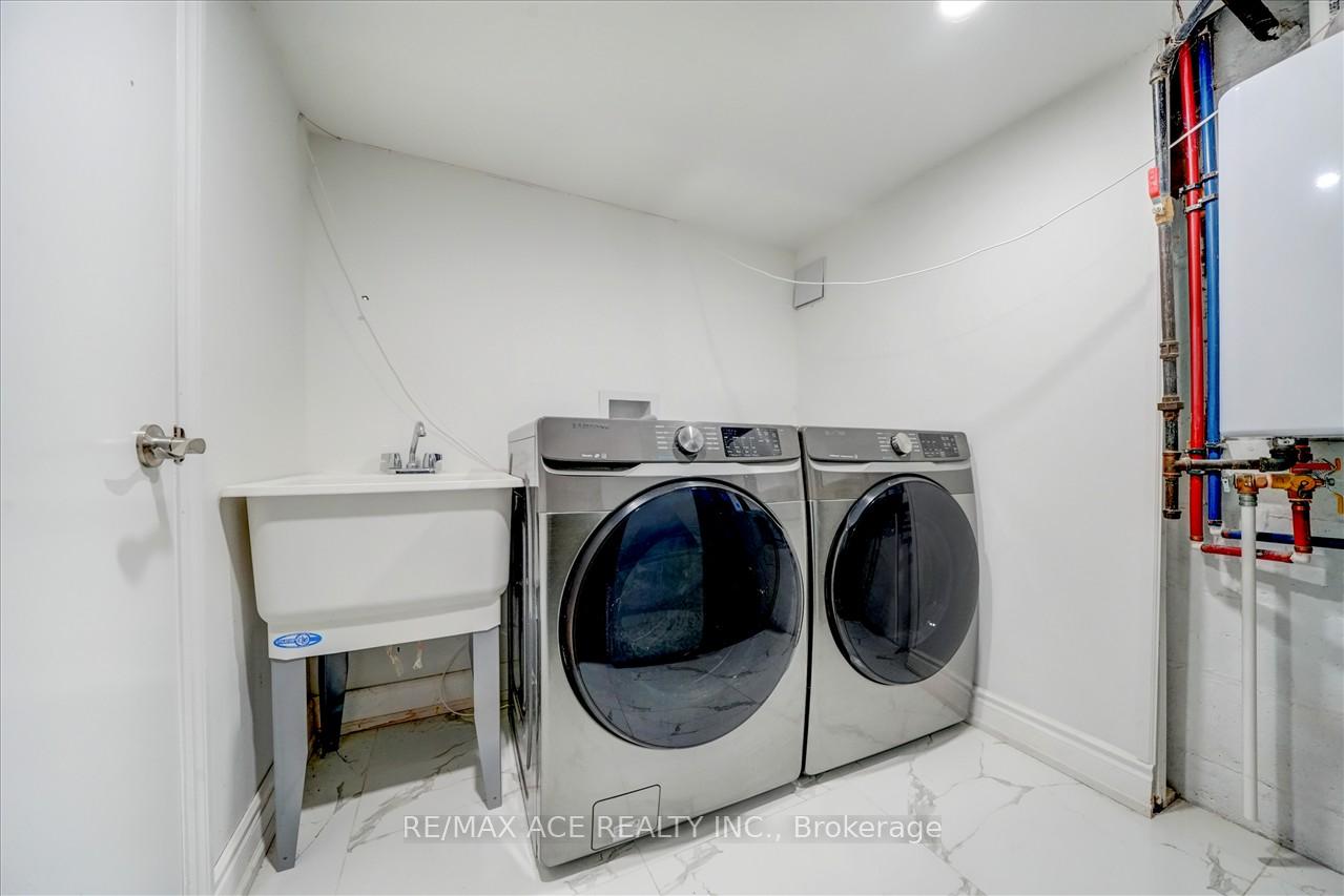 20 Martindale Rd, Toronto, ON M1M2B7 | 3 Bedroom 3 Bathroom Detached House | Image 32