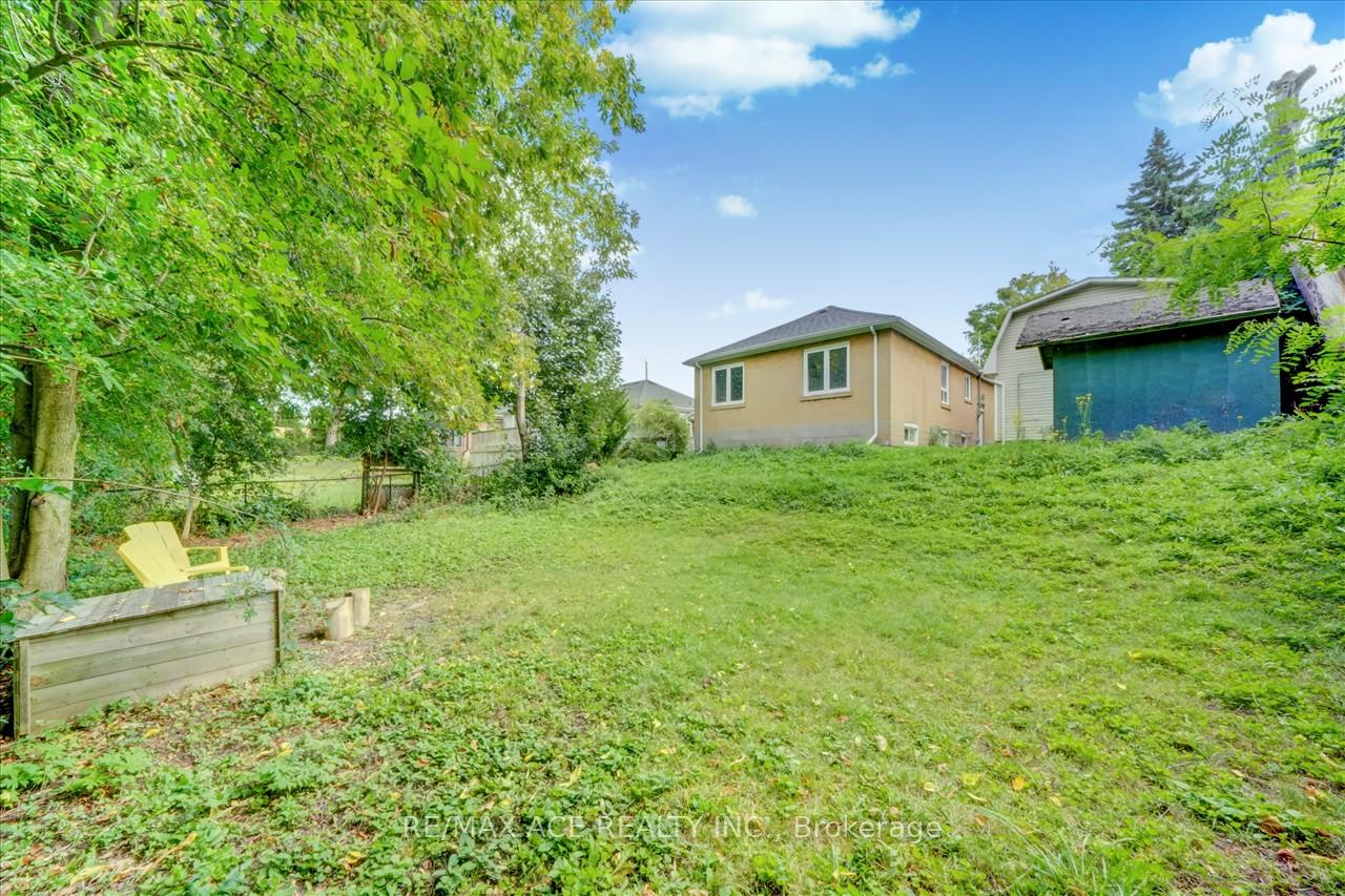 20 Martindale Rd, Toronto, ON M1M2B7 | 3 Bedroom 3 Bathroom Detached House | Image 37