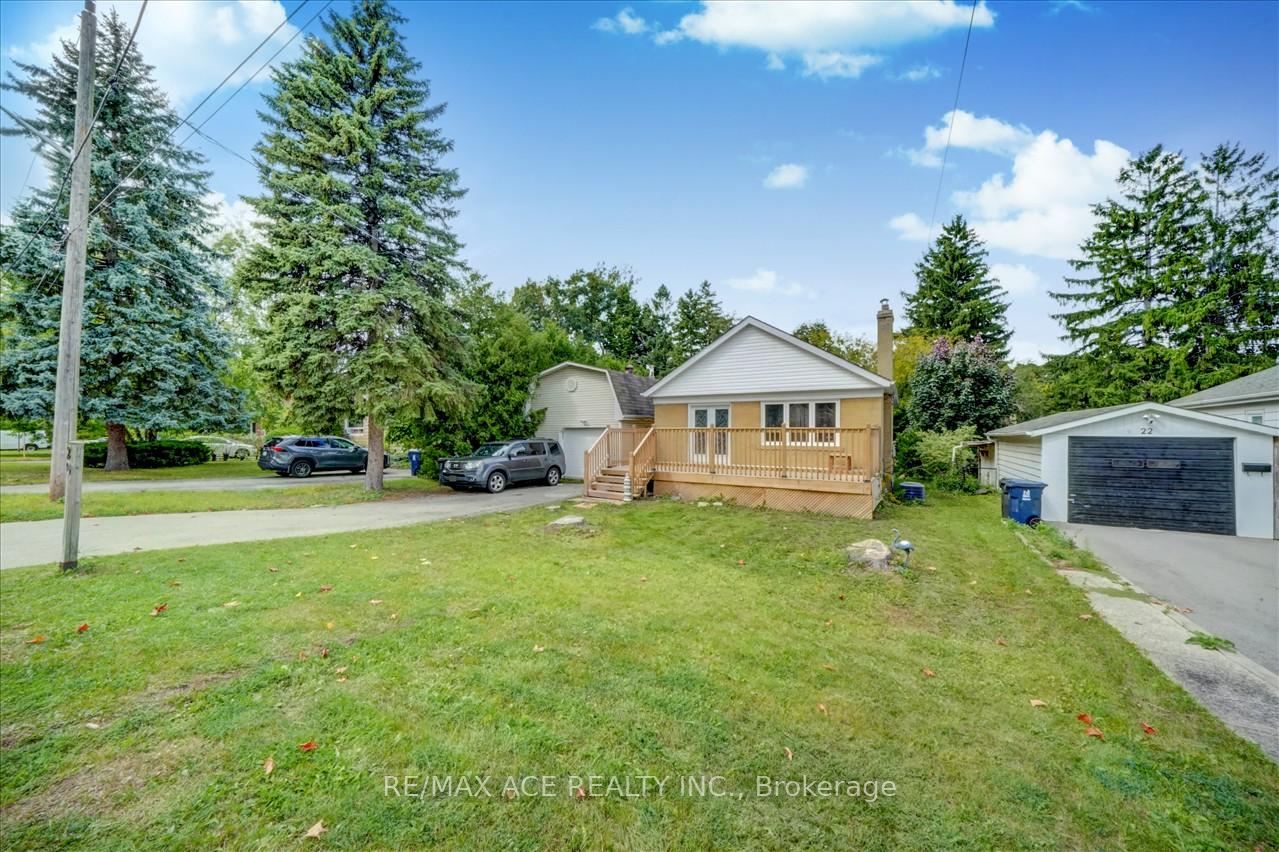 20 Martindale Rd, Toronto, ON M1M2B7 | 3 Bedroom 3 Bathroom Detached House | Image 4