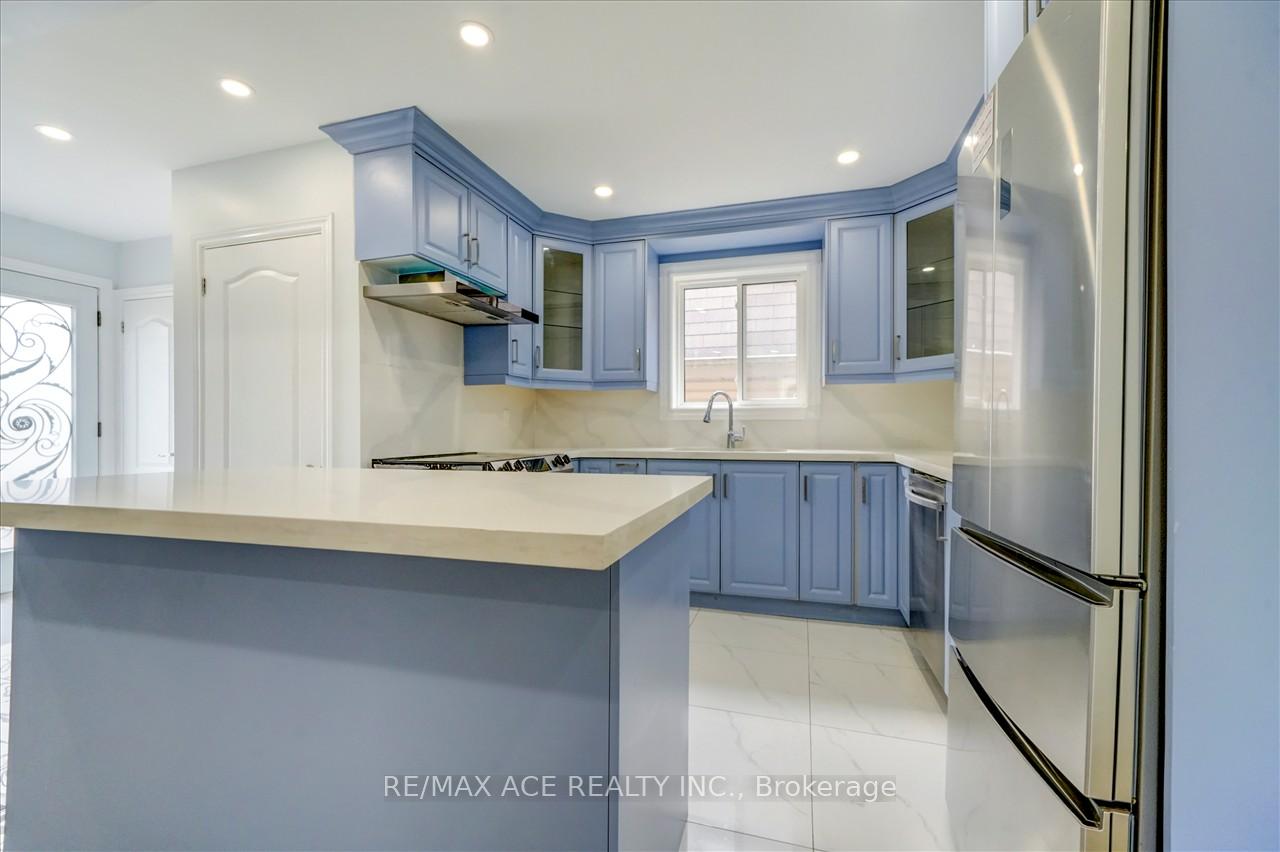 20 Martindale Rd, Toronto, ON M1M2B7 | 3 Bedroom 3 Bathroom Detached House | Image 9