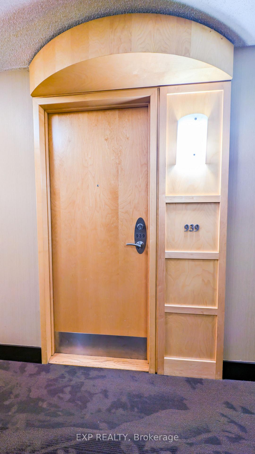 #939 - 18 Mondeo Dr, Toronto, ON M1P5C8 | 1 Bedroom 1 Bathroom Condo Apt | Image 7