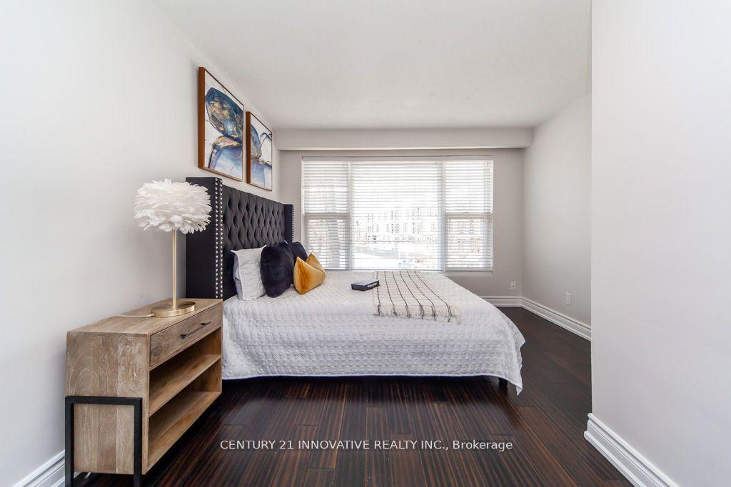 135 Queensbury Ave, Toronto, ON M1N2X8 | 3 Bedroom 3 Bathroom Detached House | Image 14