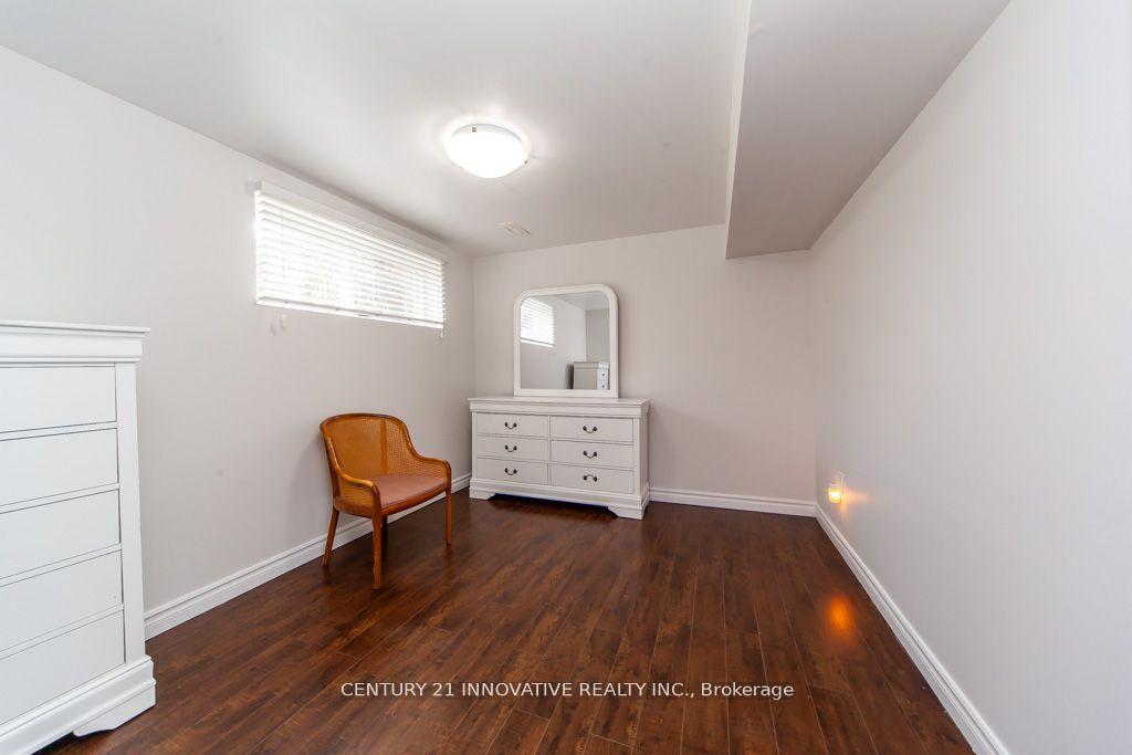 135 Queensbury Ave, Toronto, ON M1N2X8 | 3 Bedroom 3 Bathroom Detached House | Image 22