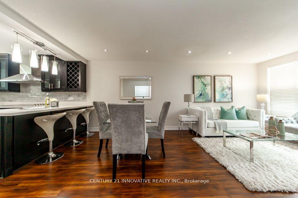 135 Queensbury Ave, Toronto, ON M1N2X8 | 3 Bedroom 3 Bathroom Detached House | Image 5